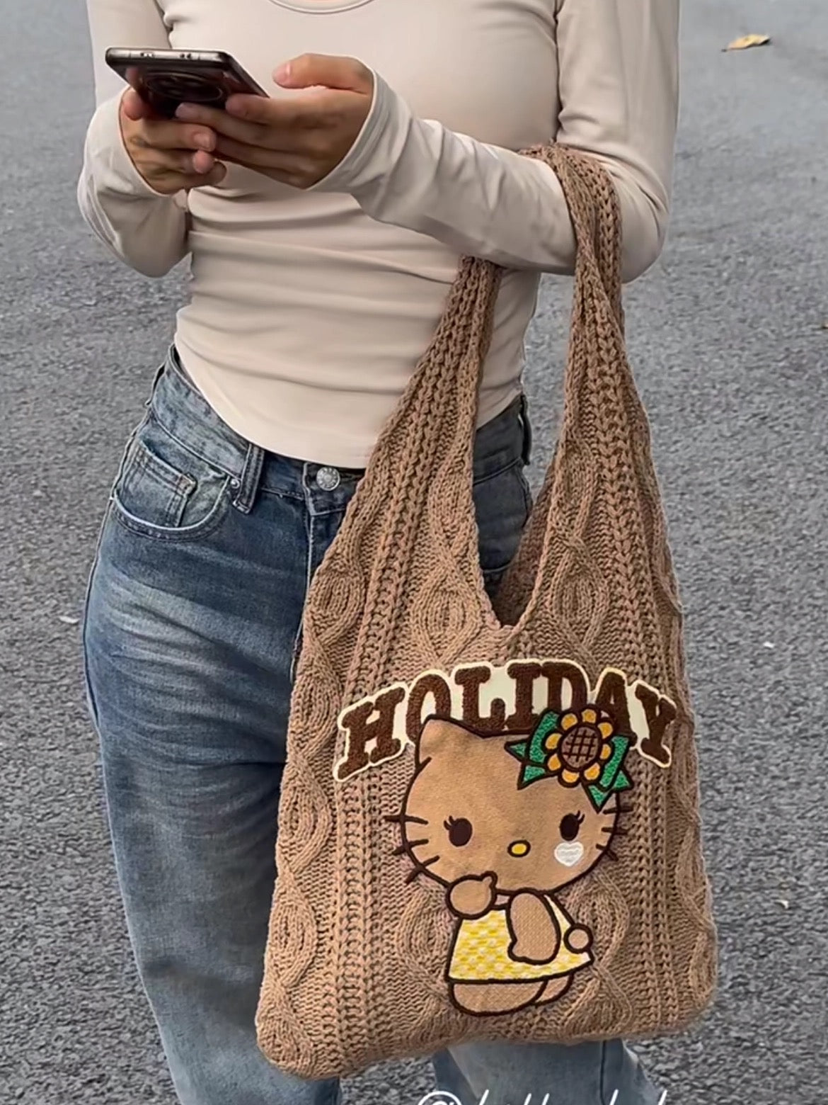 Hawaii Tanned Hello kitty Knit Bag
