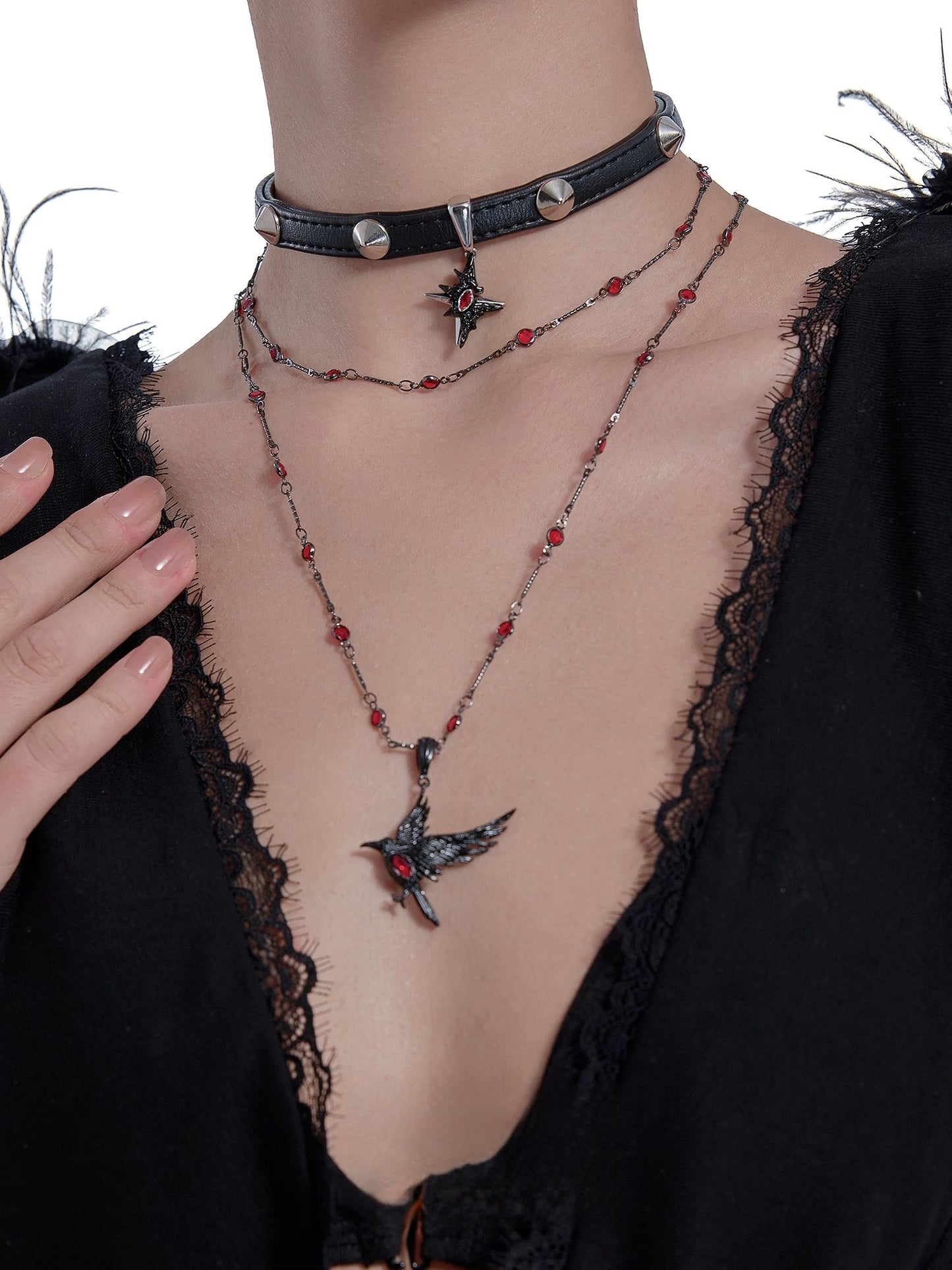 Qin Che Thorne Crow Stacks Necklace