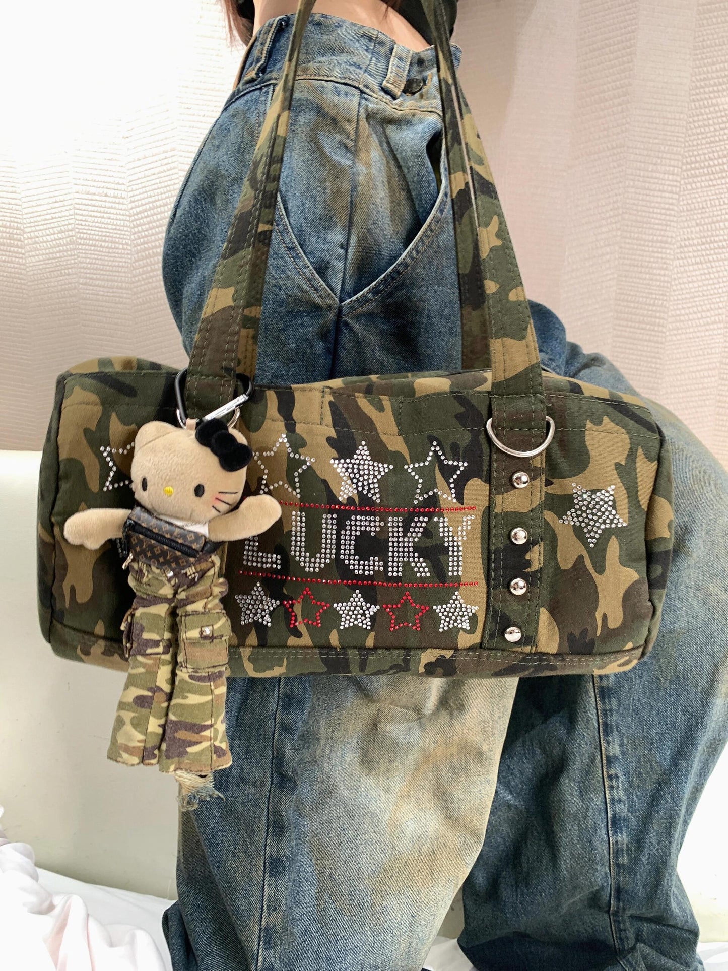 camouflage long leg HelloKitty bag charm +bag