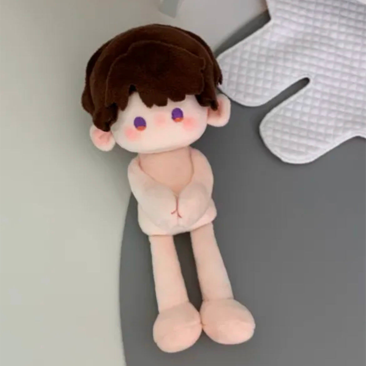 Sylus long leg plush doll