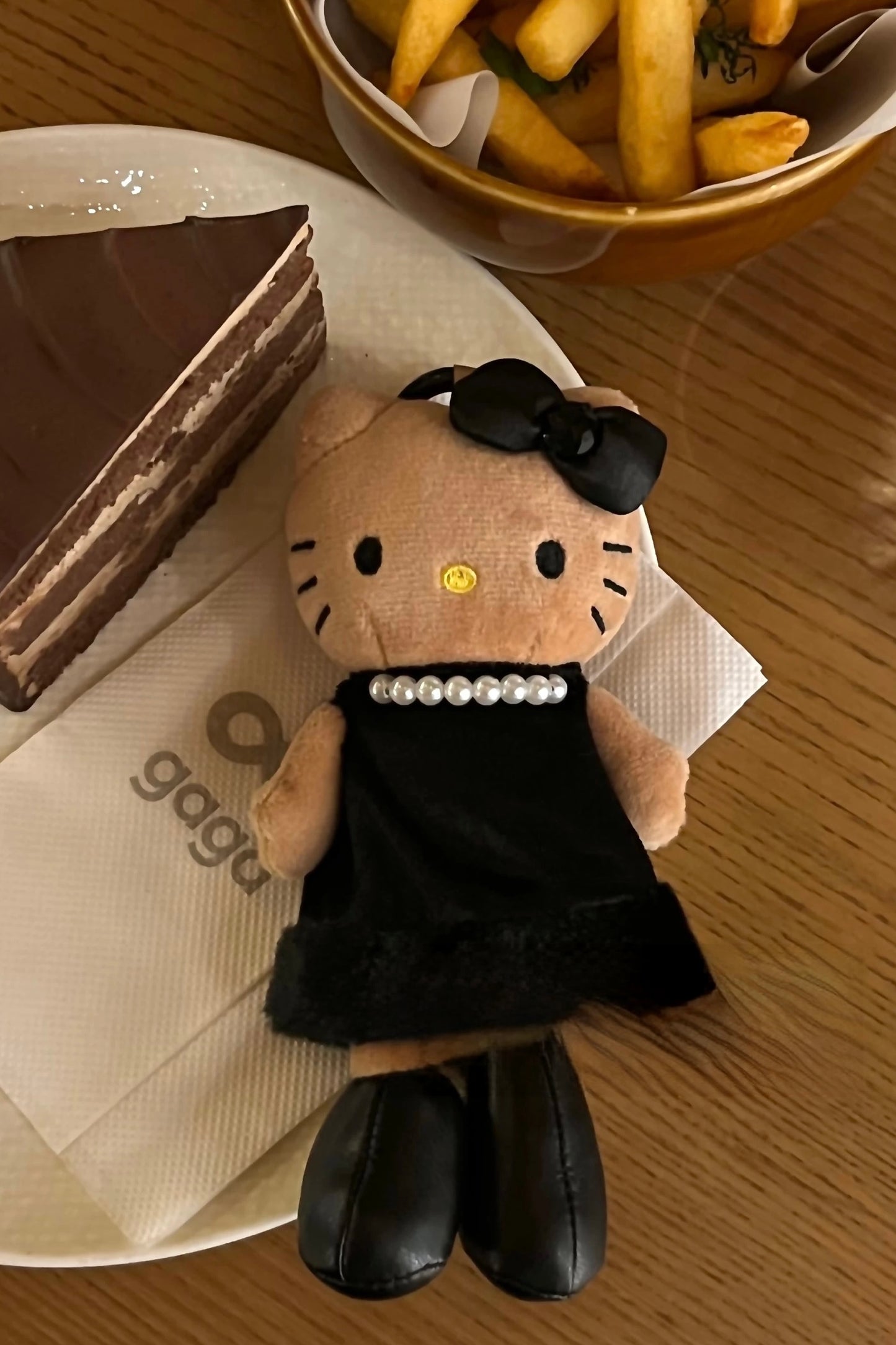Chanel style Hello kitty long leg kitty pendant
