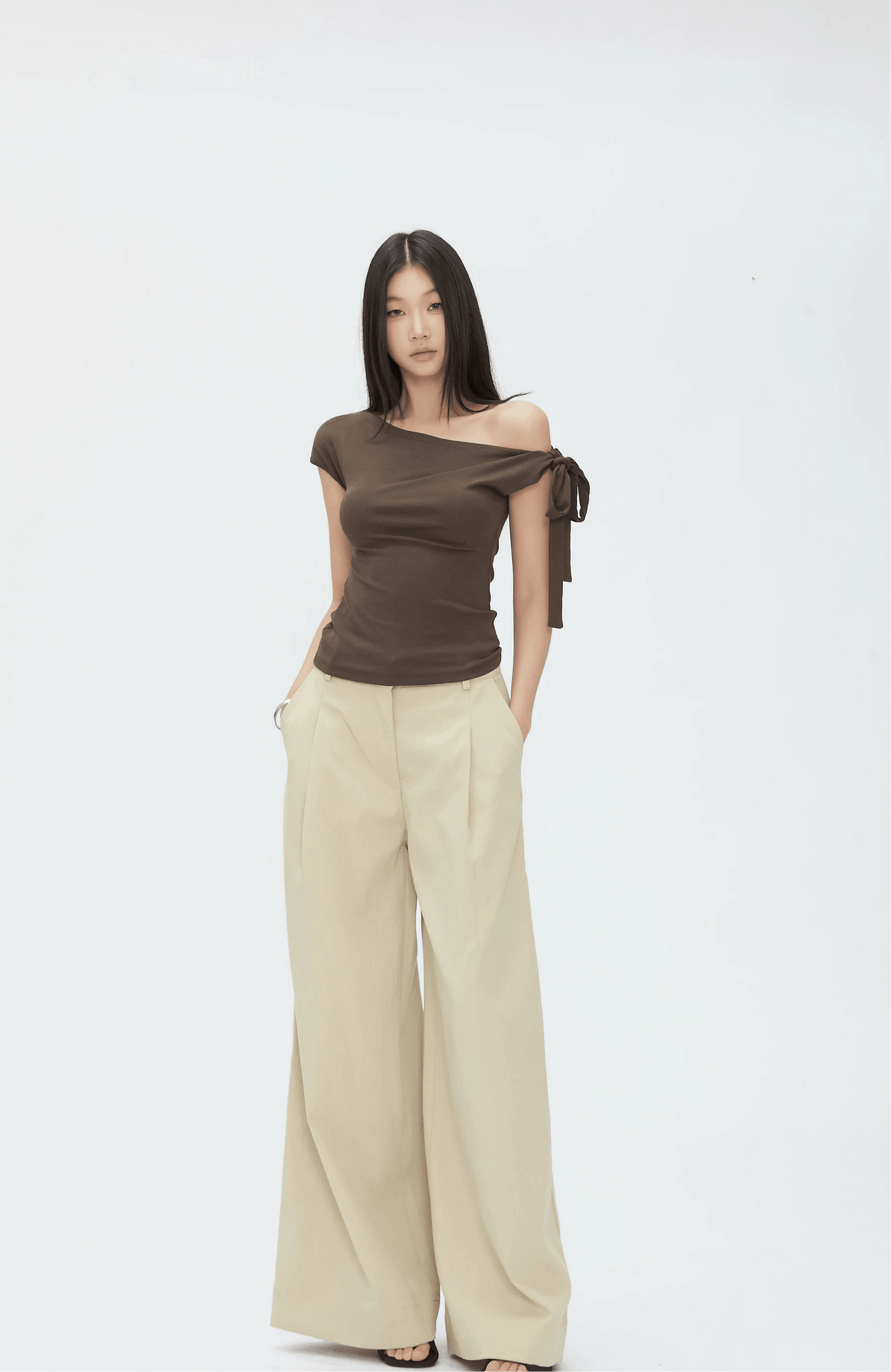 baggy pants khaki