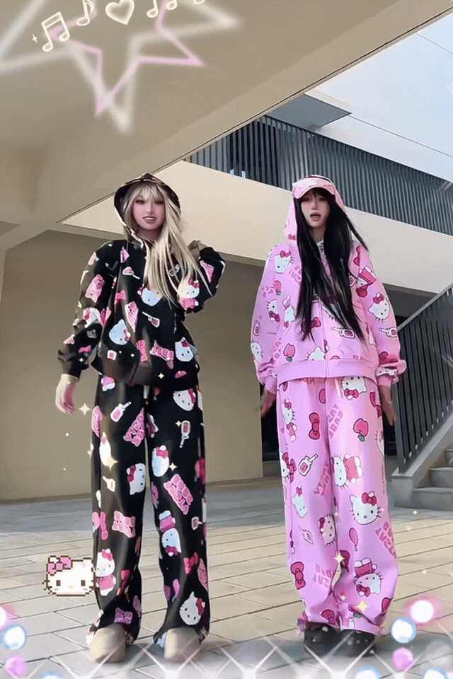 Kitty full print black/pink loose sweater set