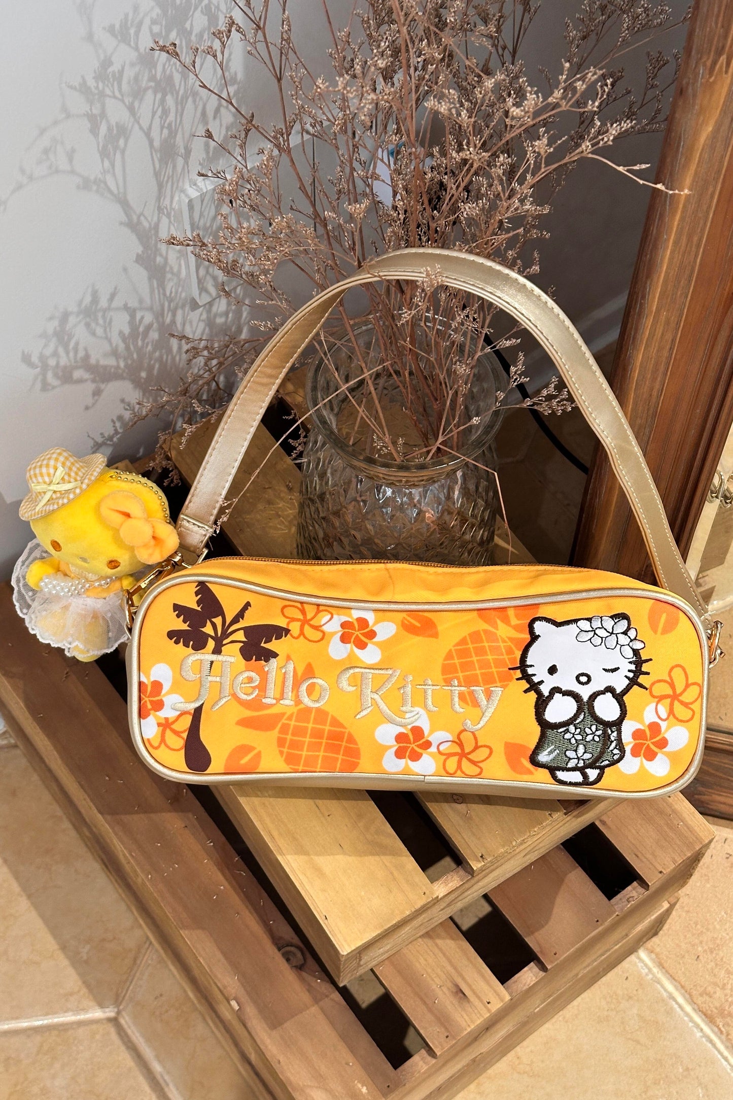 Hawaii Tanned Hello kitty Bag