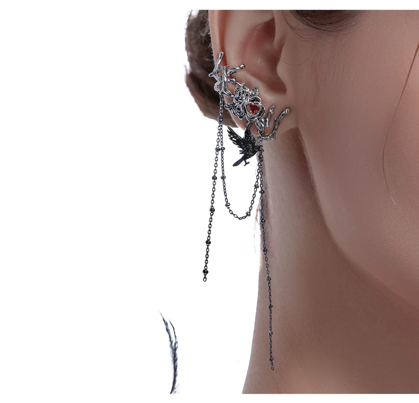 Qin Che throne crow tassels ear clips
