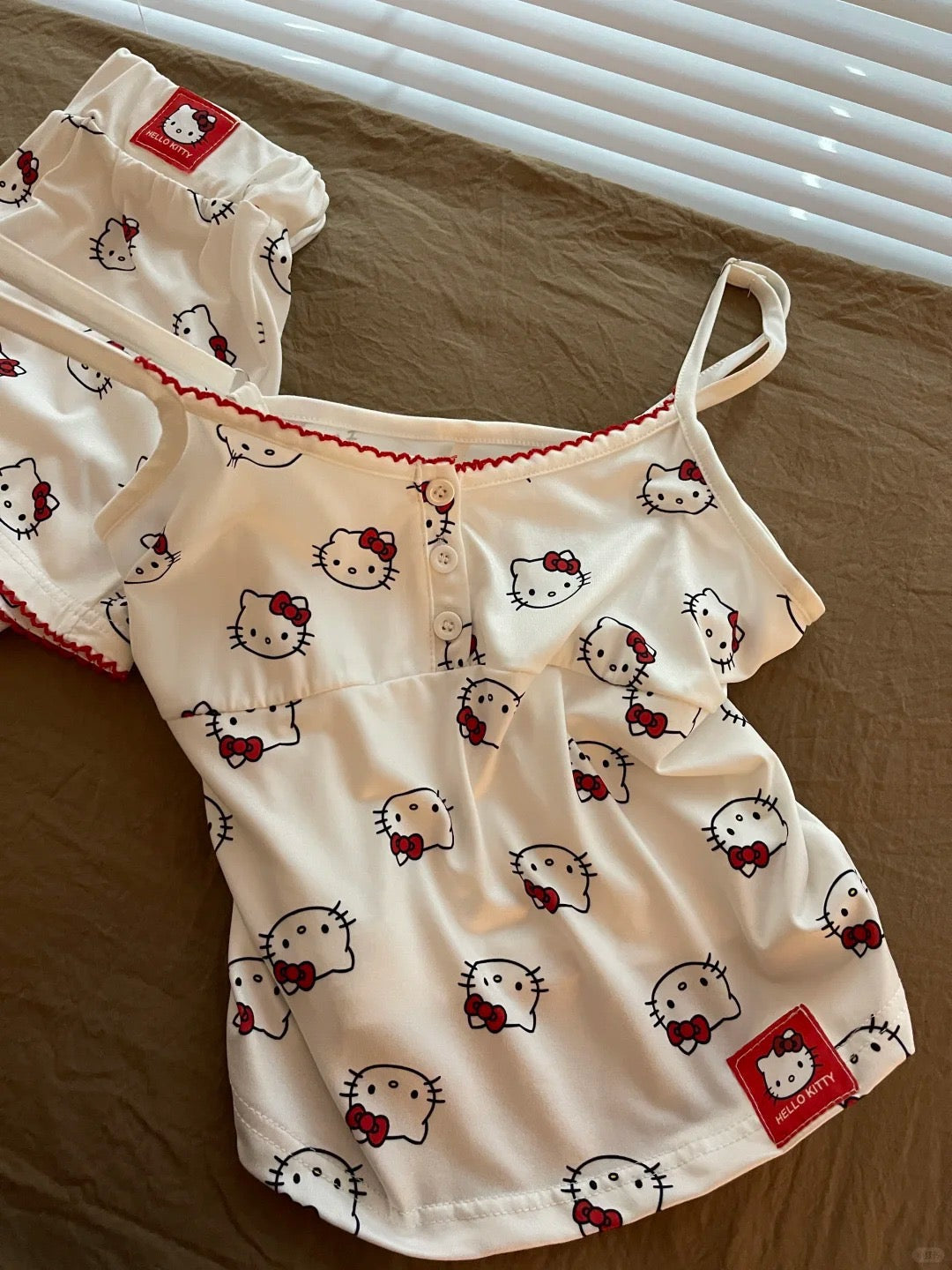 Hellokitty cami shorts pajamas set