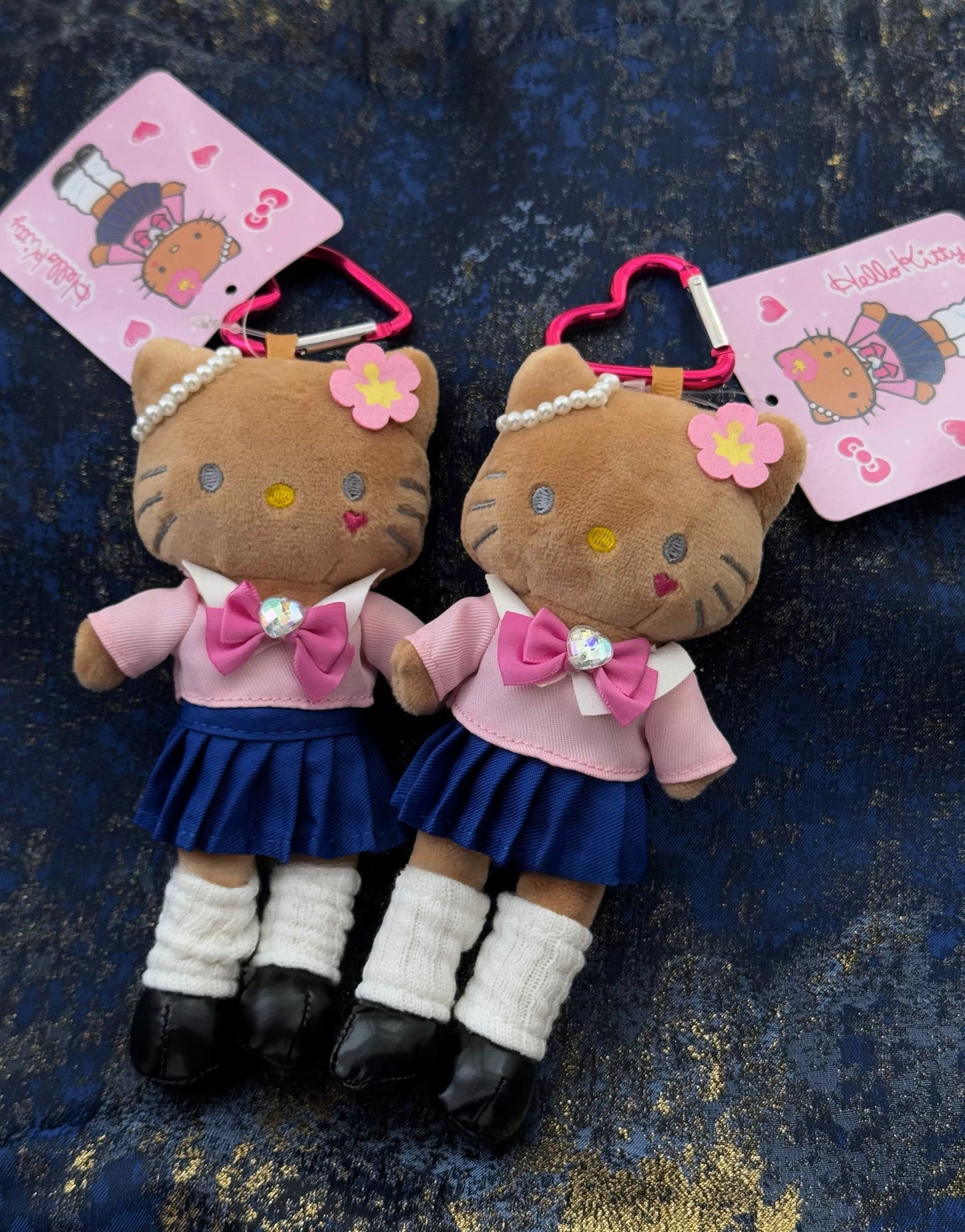 Uniform long legs hellokitty bag pendant