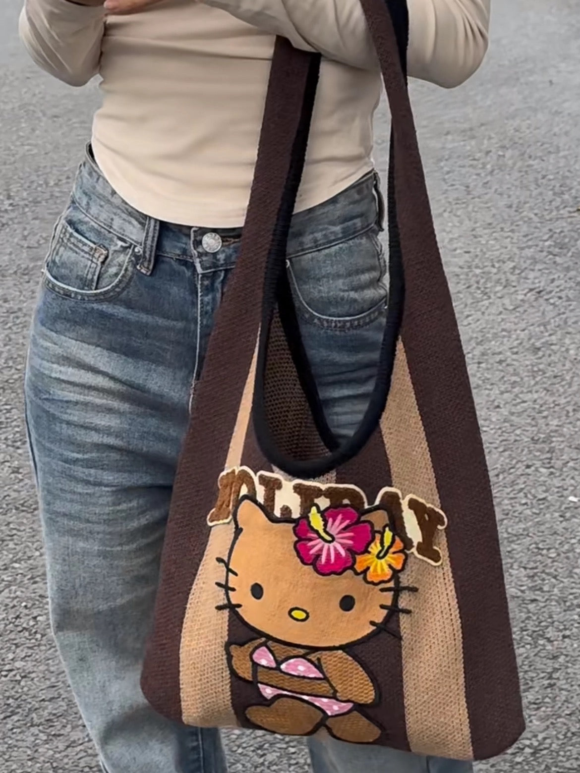 Hawaii Tanned Hello kitty Knit Bag