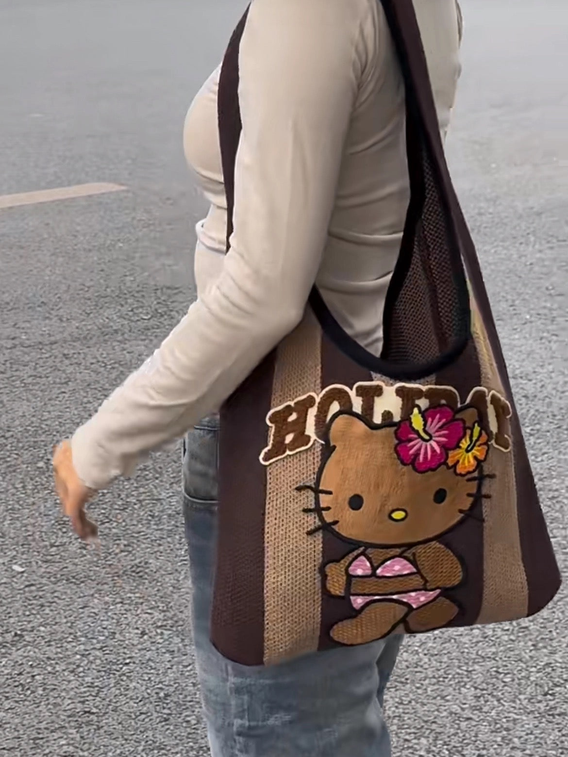 Hawaii Tanned Hello kitty Knit Bag