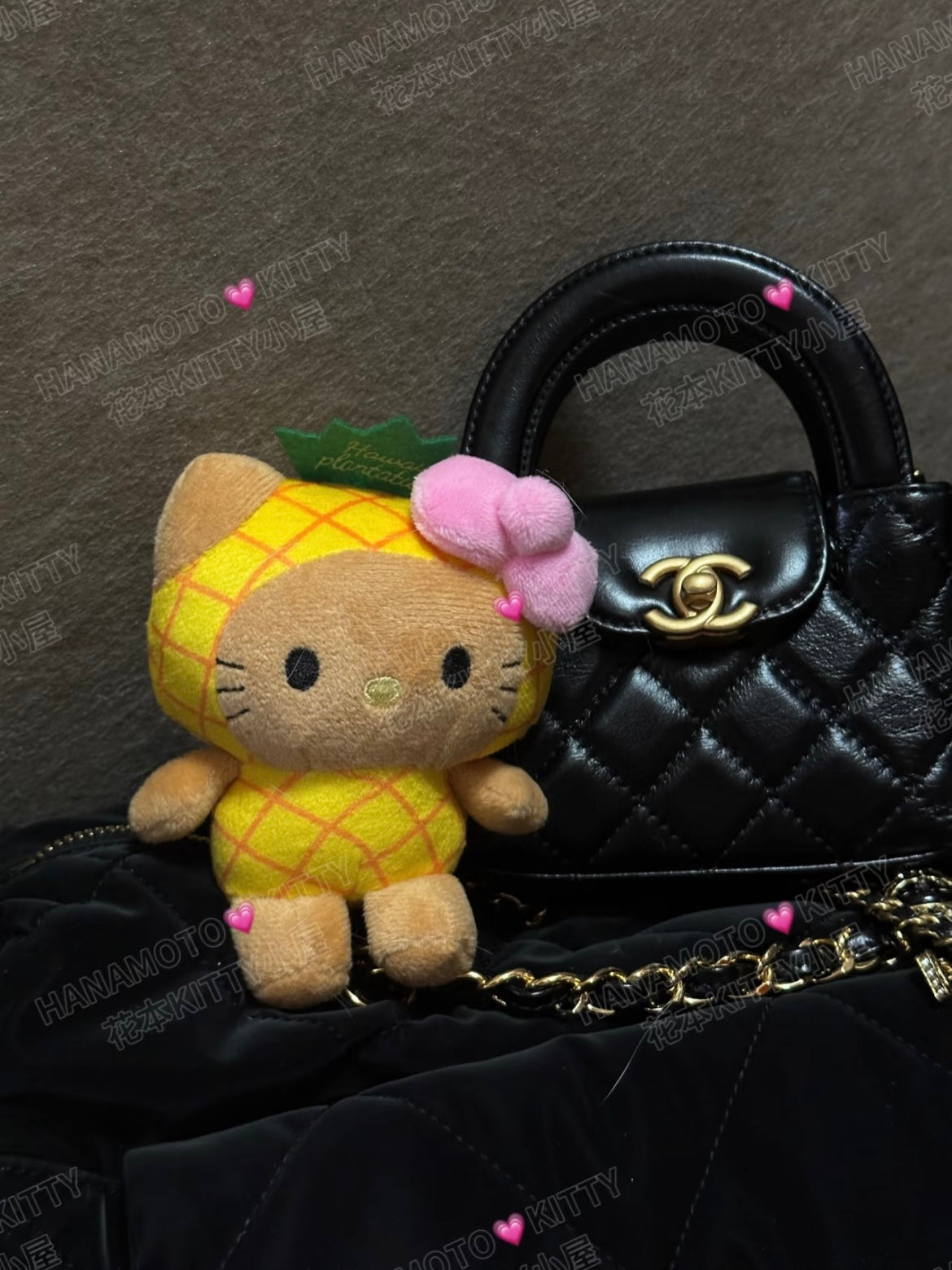 Hawaiian pineapple Hello Kitty plush pendant