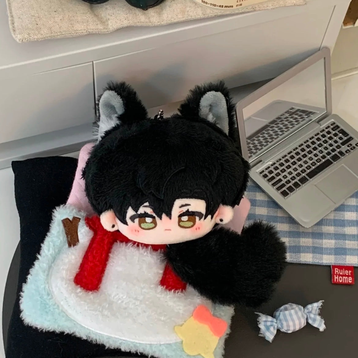 Sylus cute tail plush toy