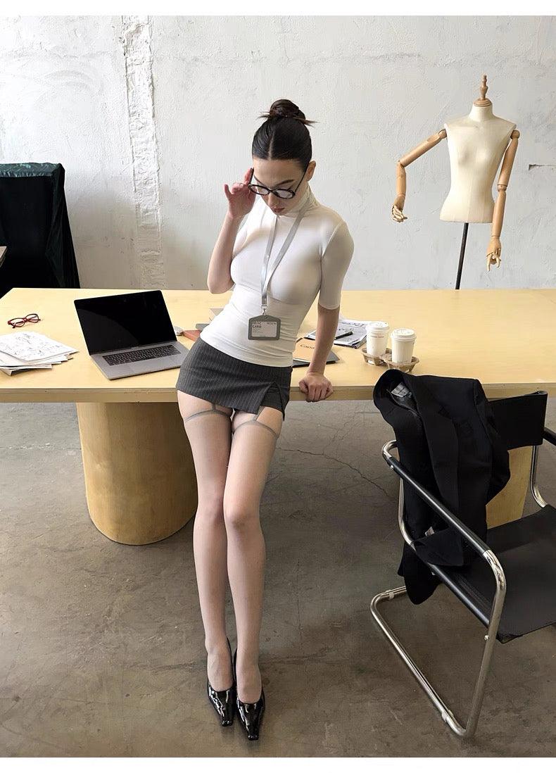 White high collor Tee