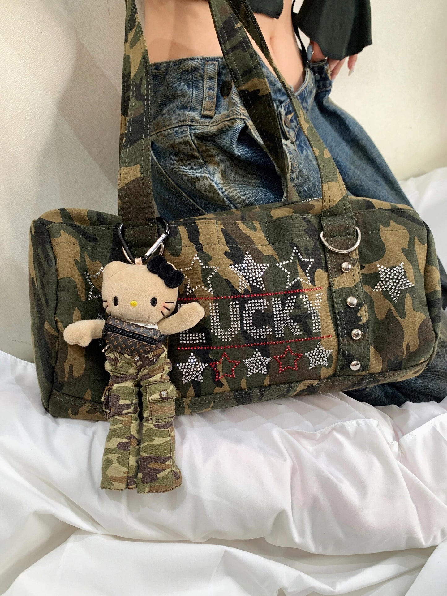 camouflage long leg HelloKitty bag charm +bag