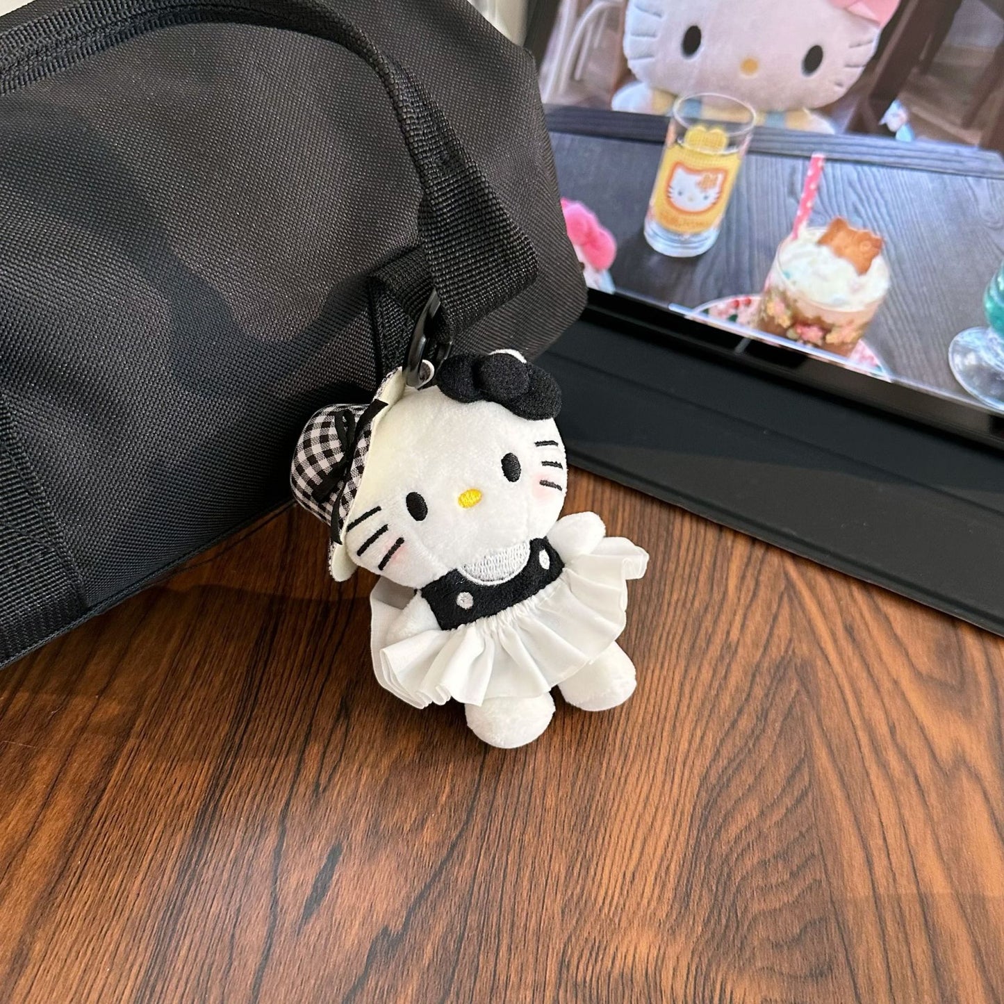 French Hellokitty Plush Charm