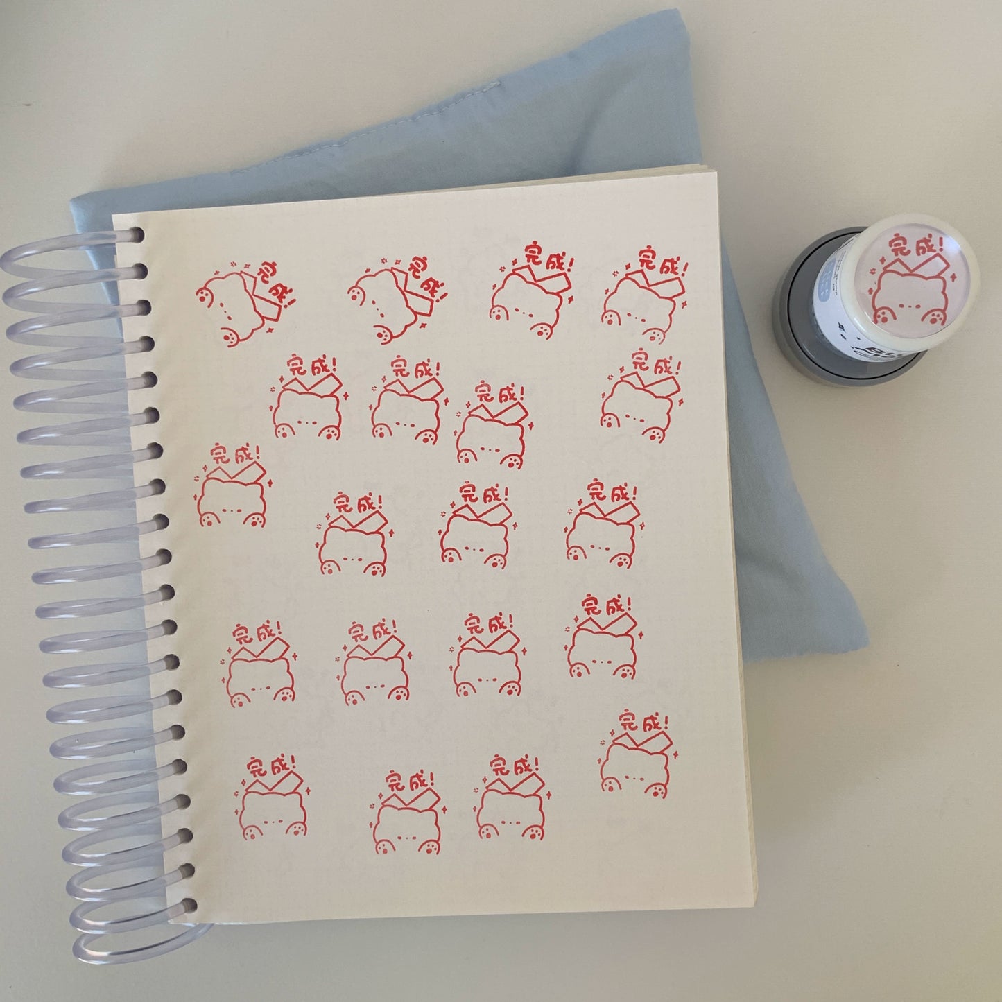 Handheld material cute photosensitive seal