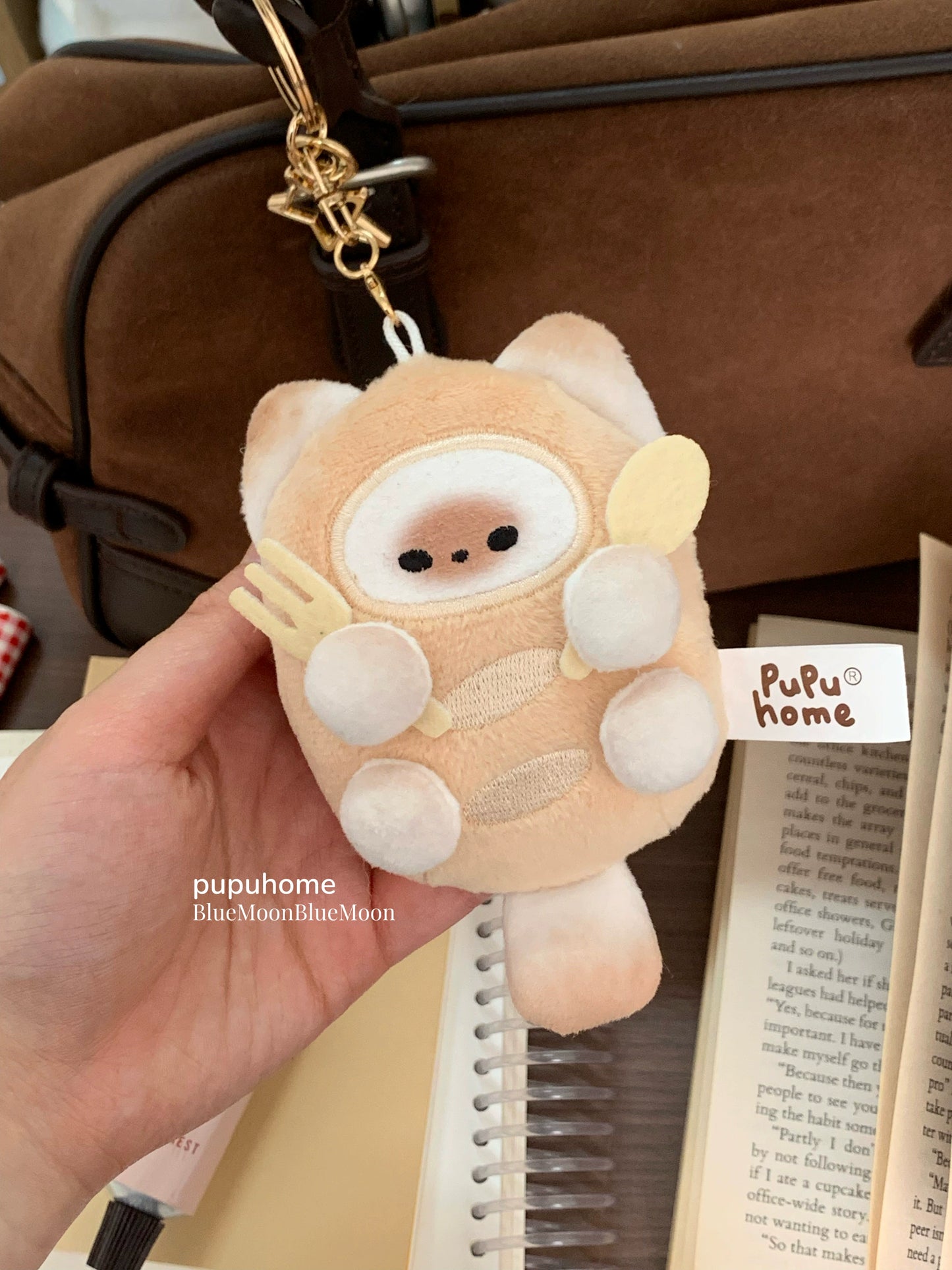 Mantou cat pupu small bread pendant cute