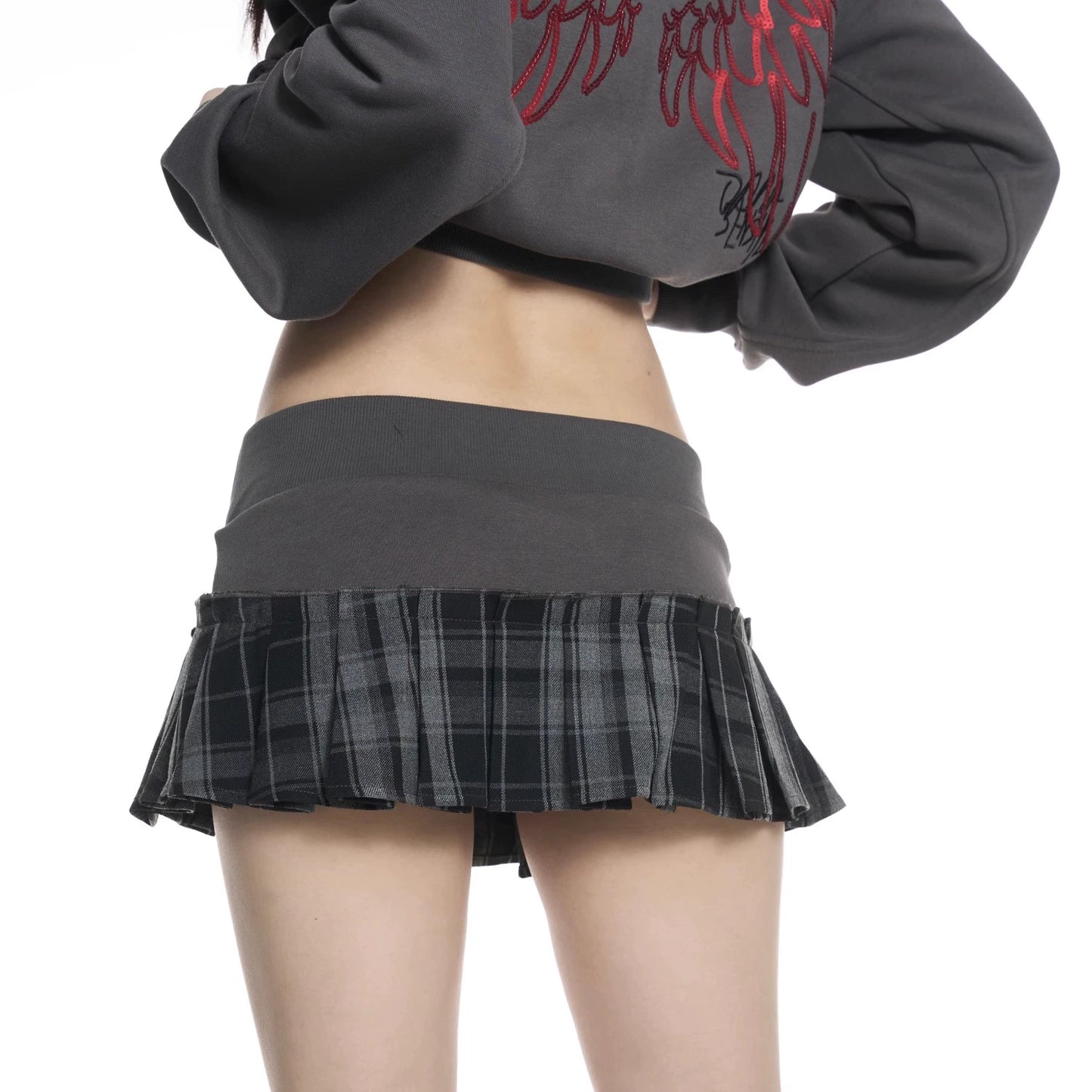 Sweater threaded red plaid gray plaid skirt