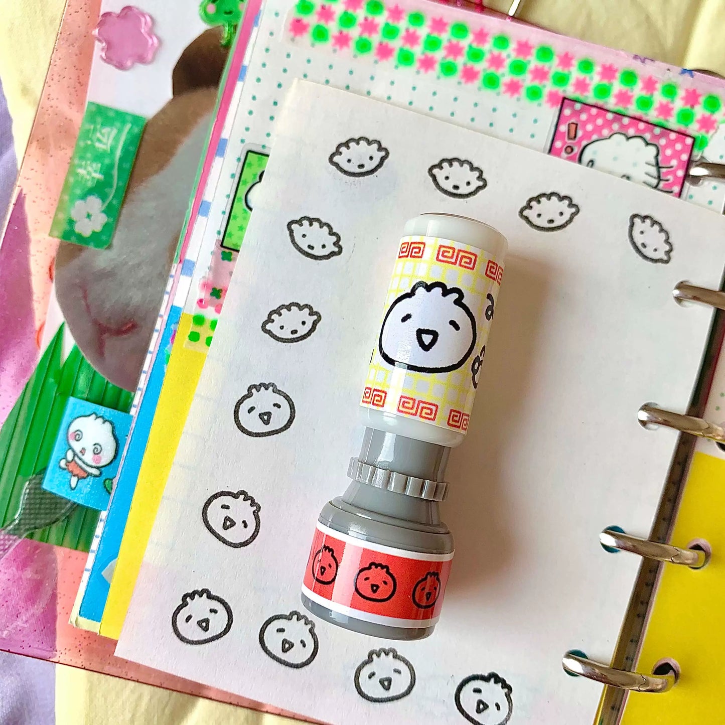 Showa style small animal account mini cartoon seal