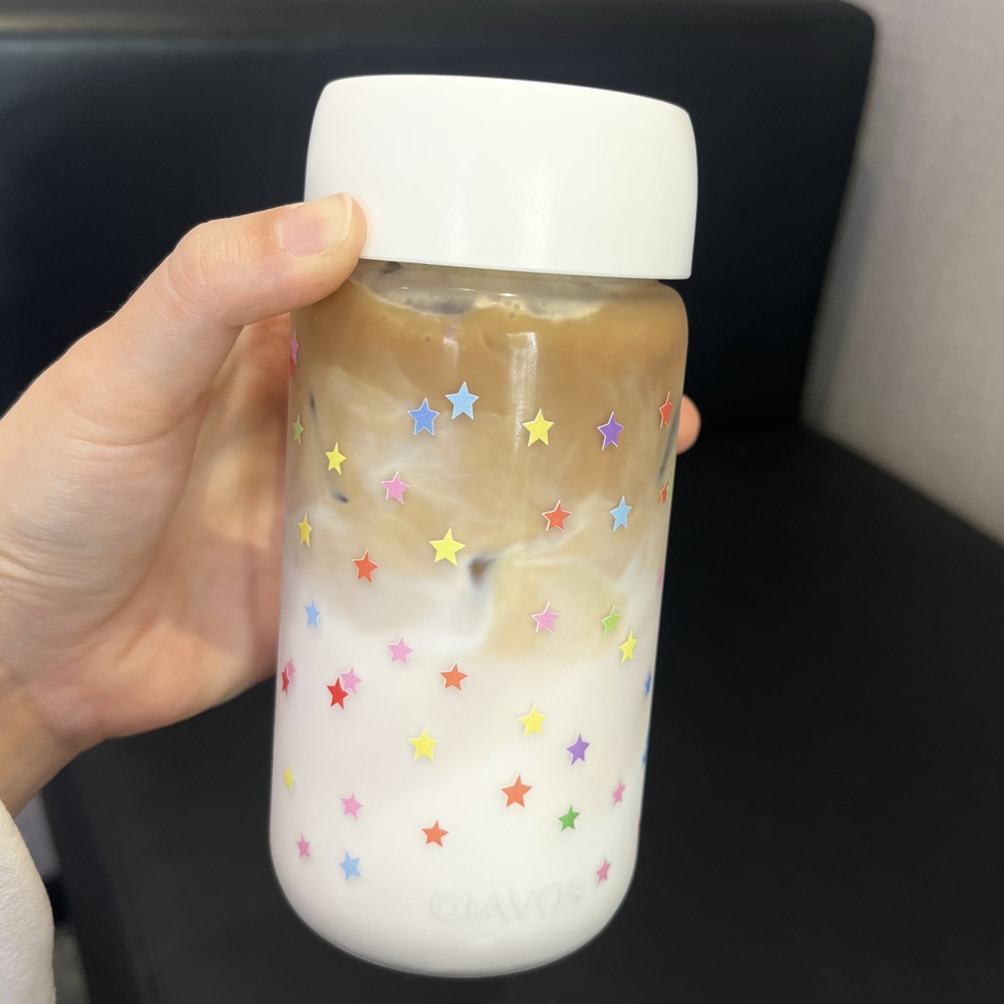 Handy plastic transparent cup