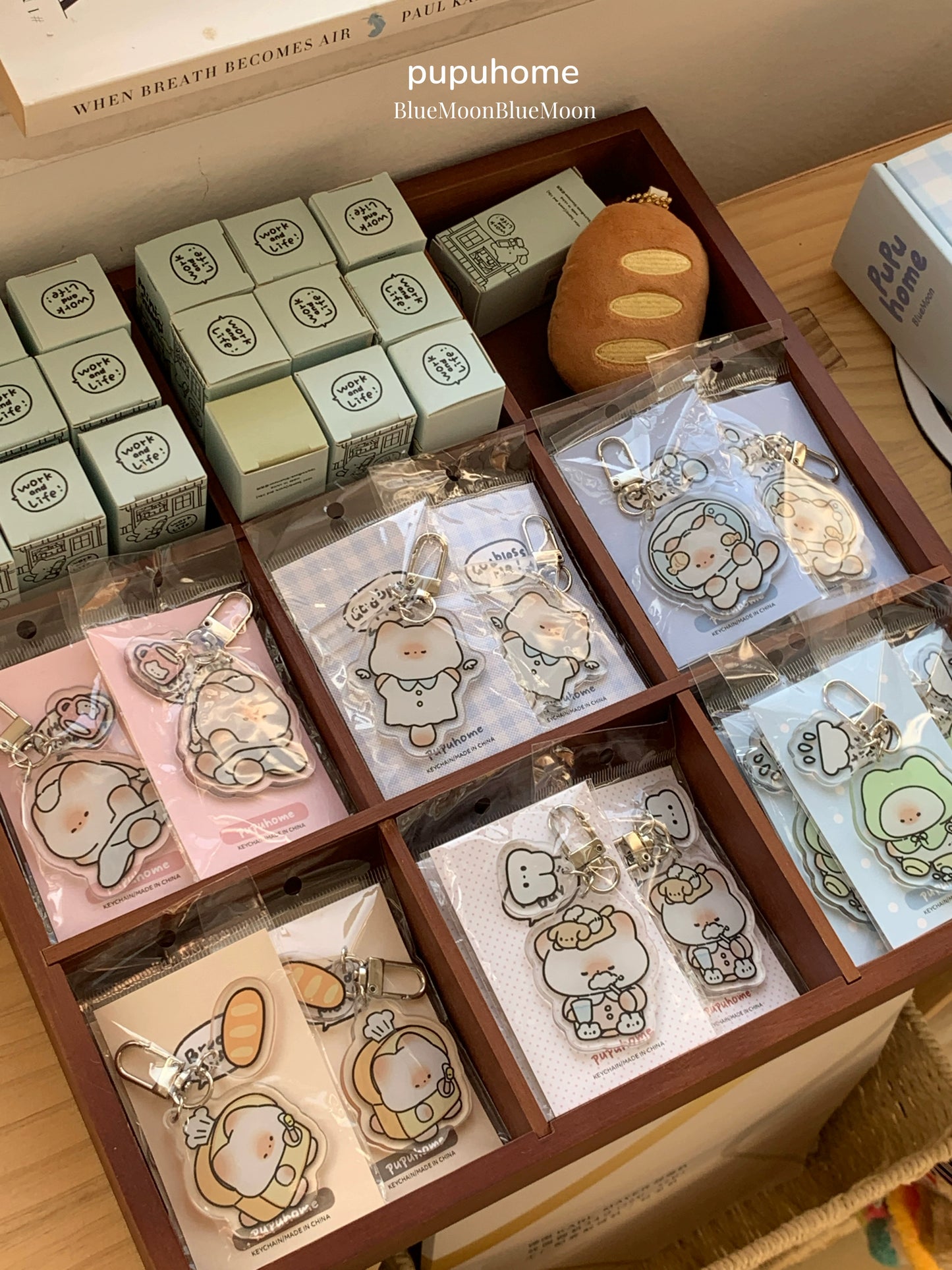 Mantou Cat Pupu Acrylic Keychain Cute