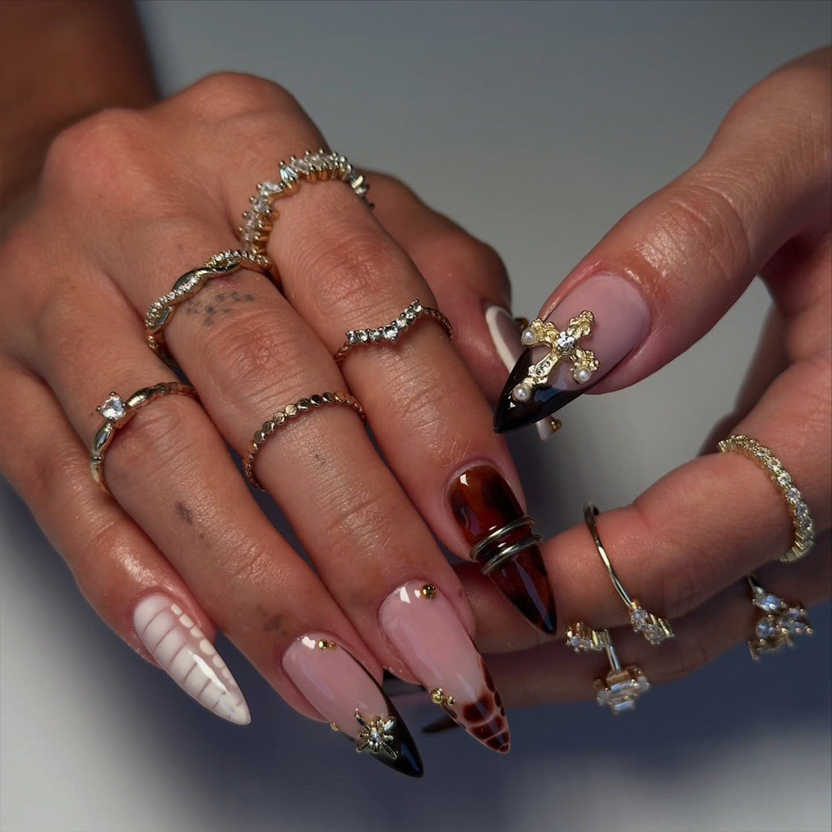 Cross pearl nude powder nail tip