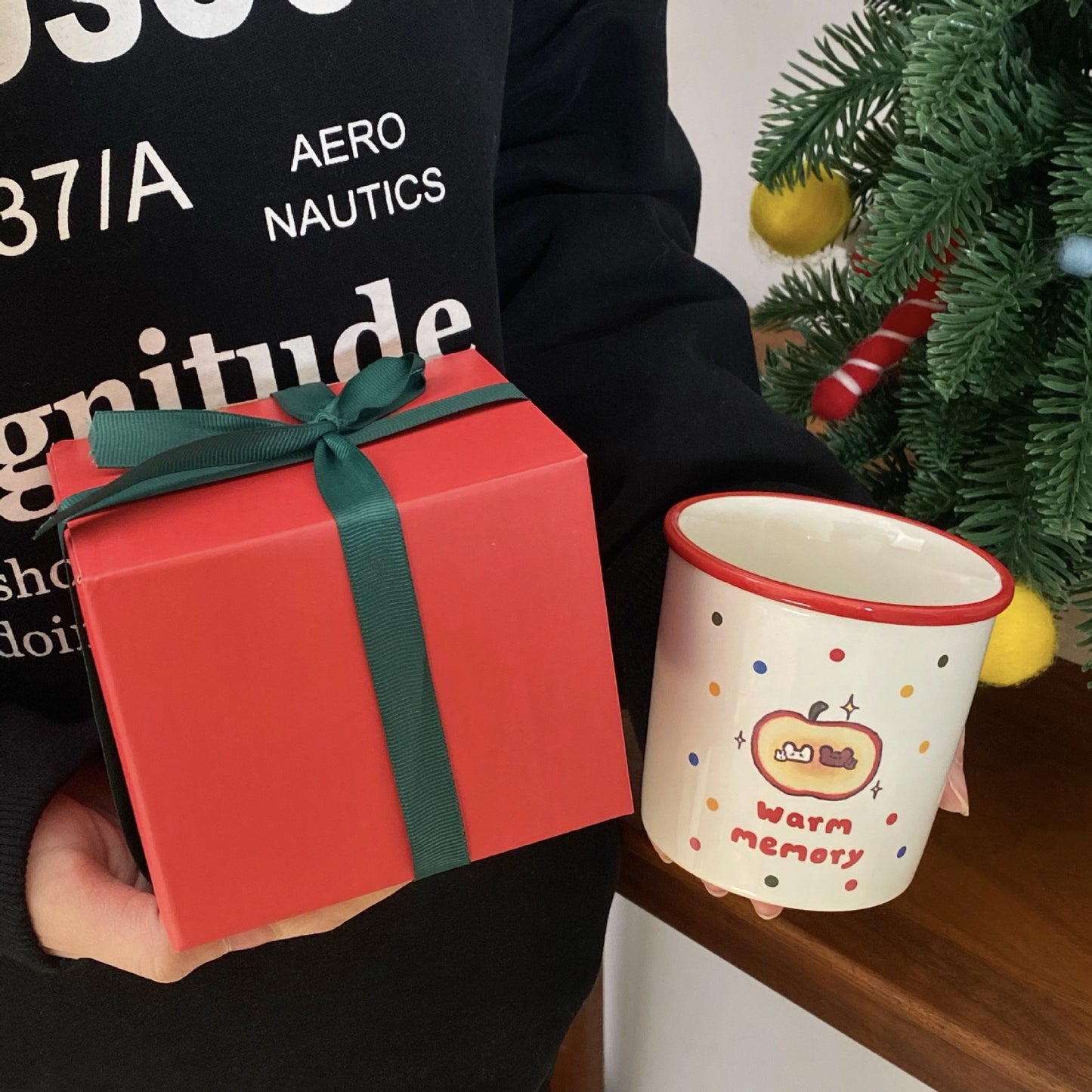 Cartoon Apple Mug Ceramic Coffee Cup Gift Box Set