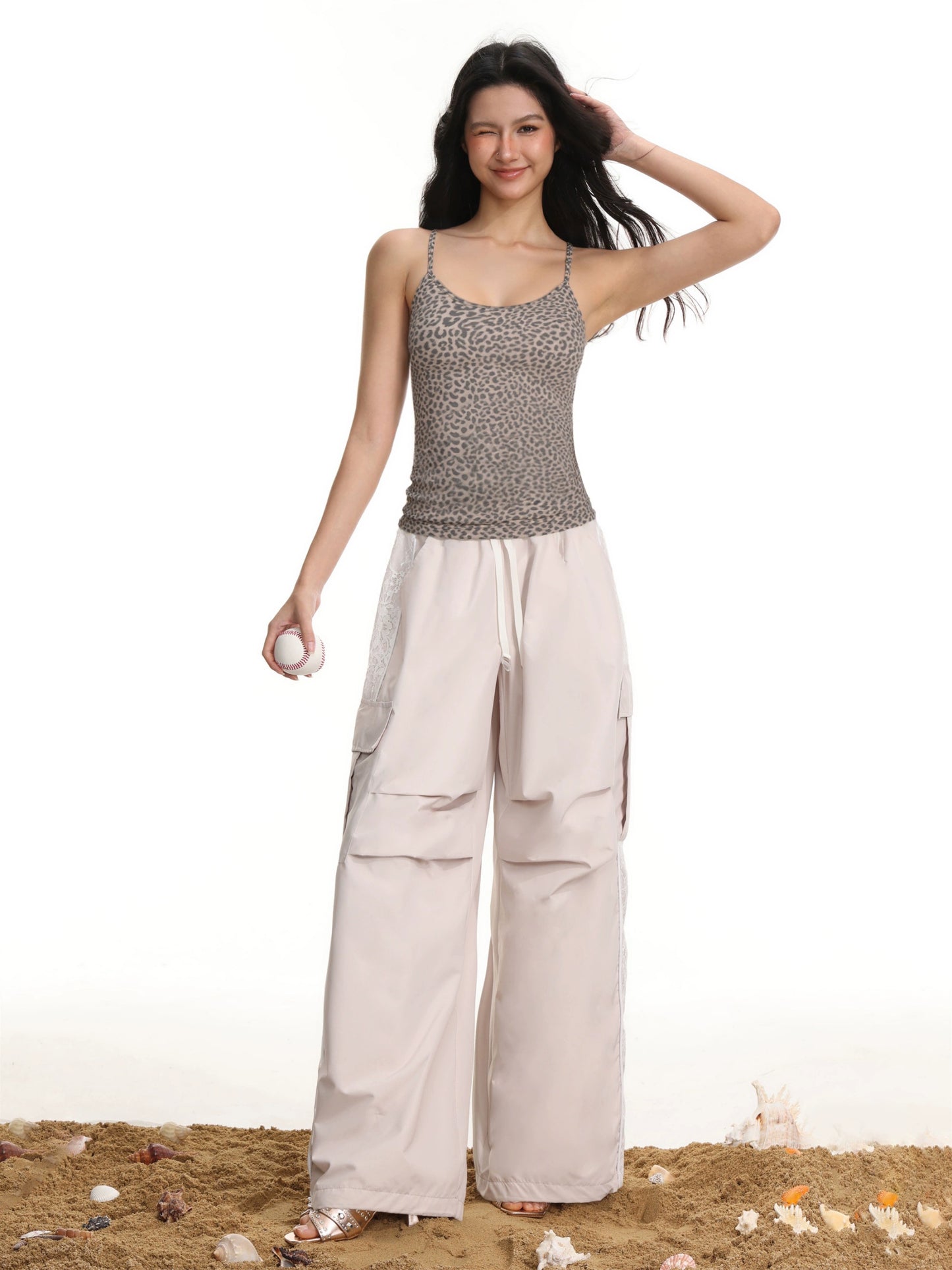 Leopard print sleeveless top