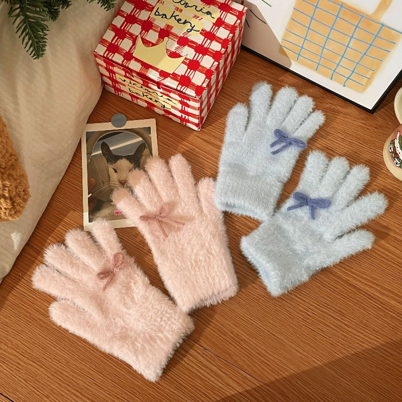 Glove bow