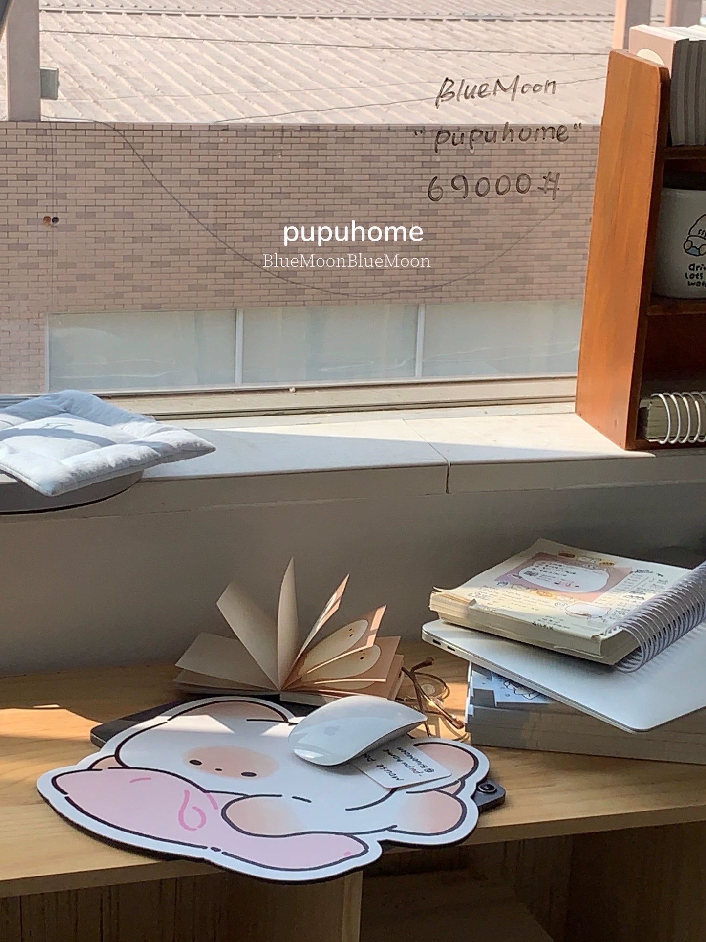 Mantou Cat Pupu Leather Mouse Pad