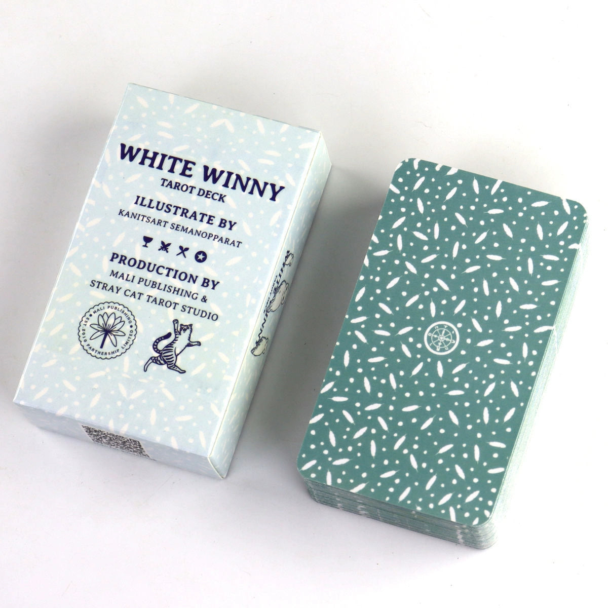 White Winny Tarot