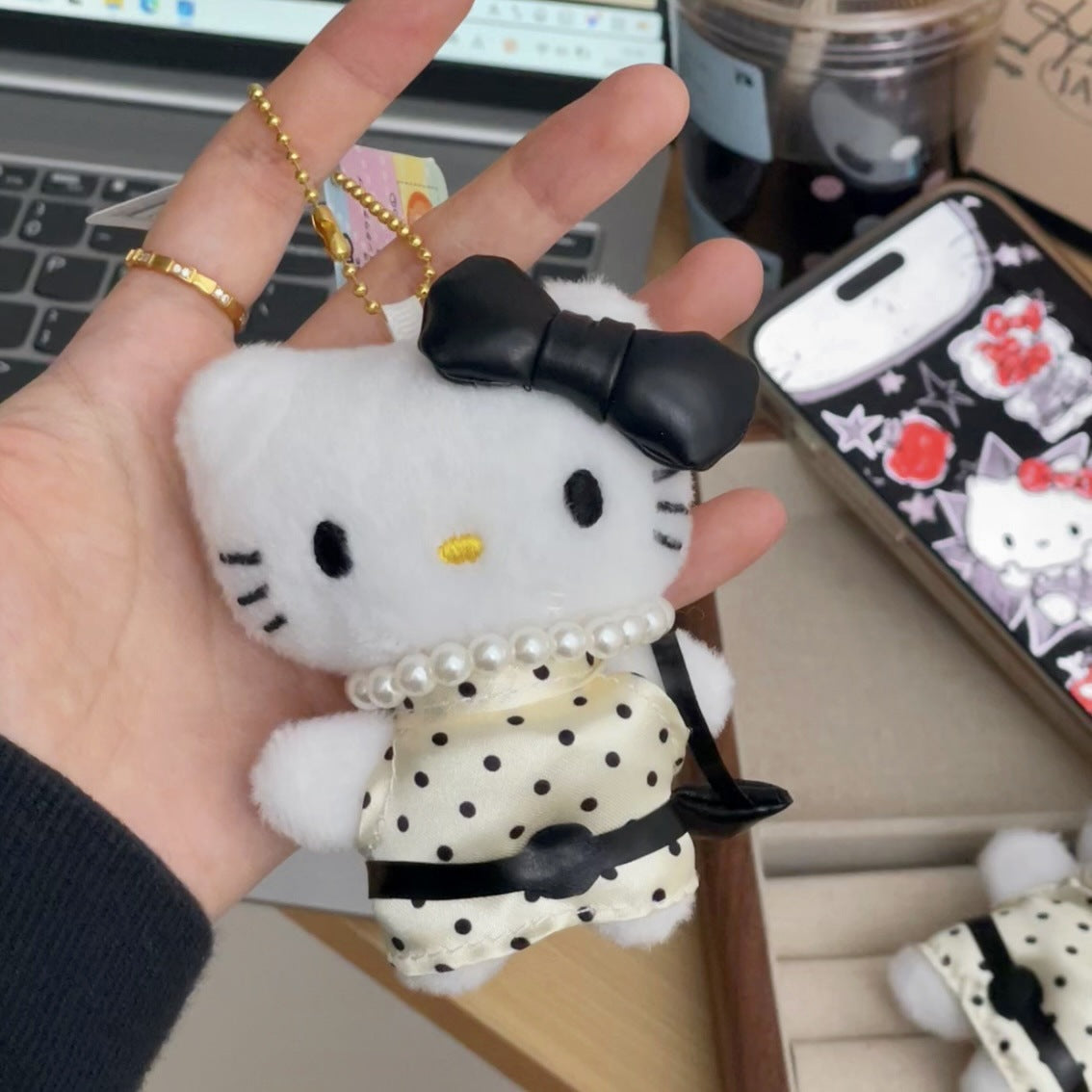 Swimming circle Hellokitty plush charm