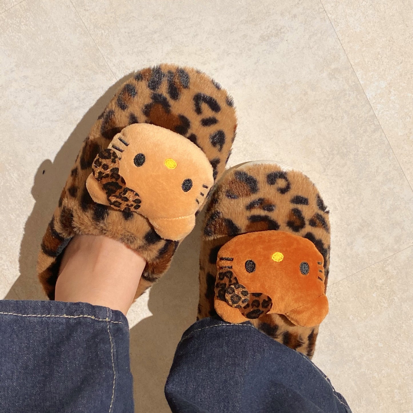 Leopard print HelloKitty slippers