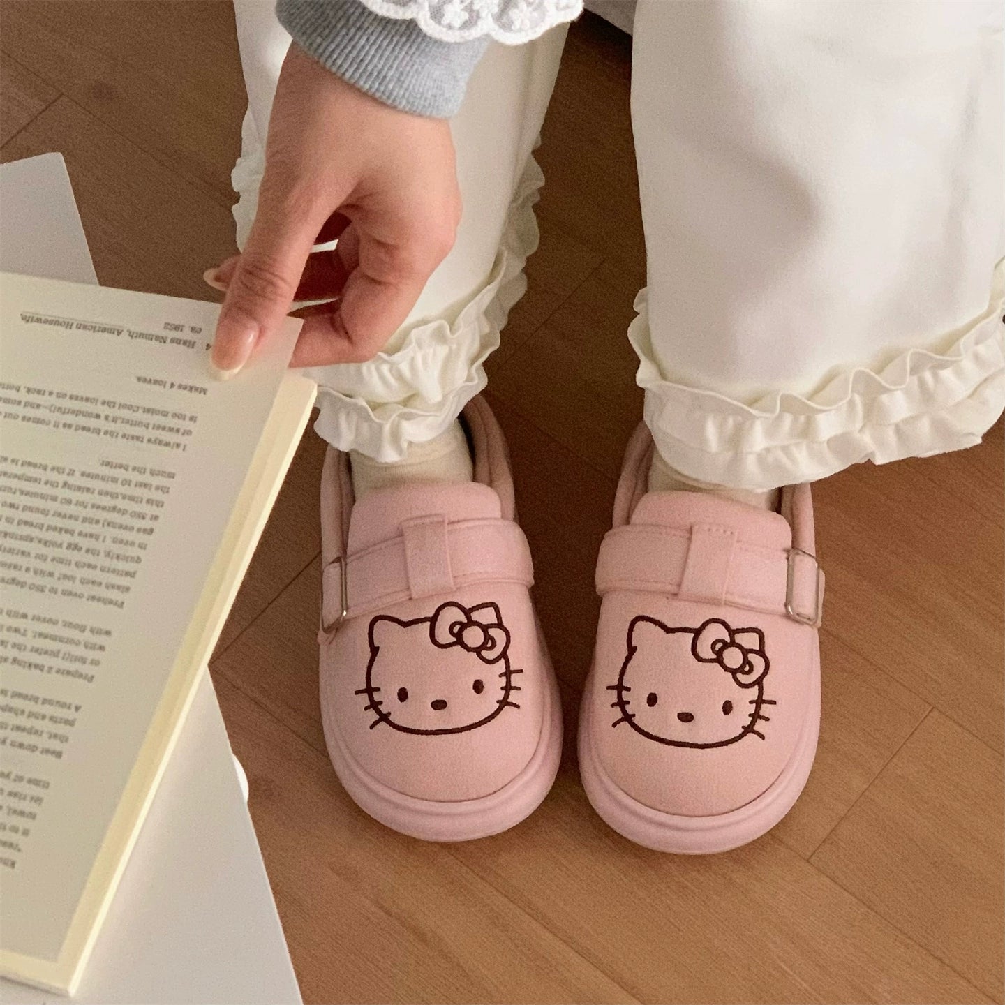 HelloKitty Pocken Shoes, Girl Heart Cotton Slippers