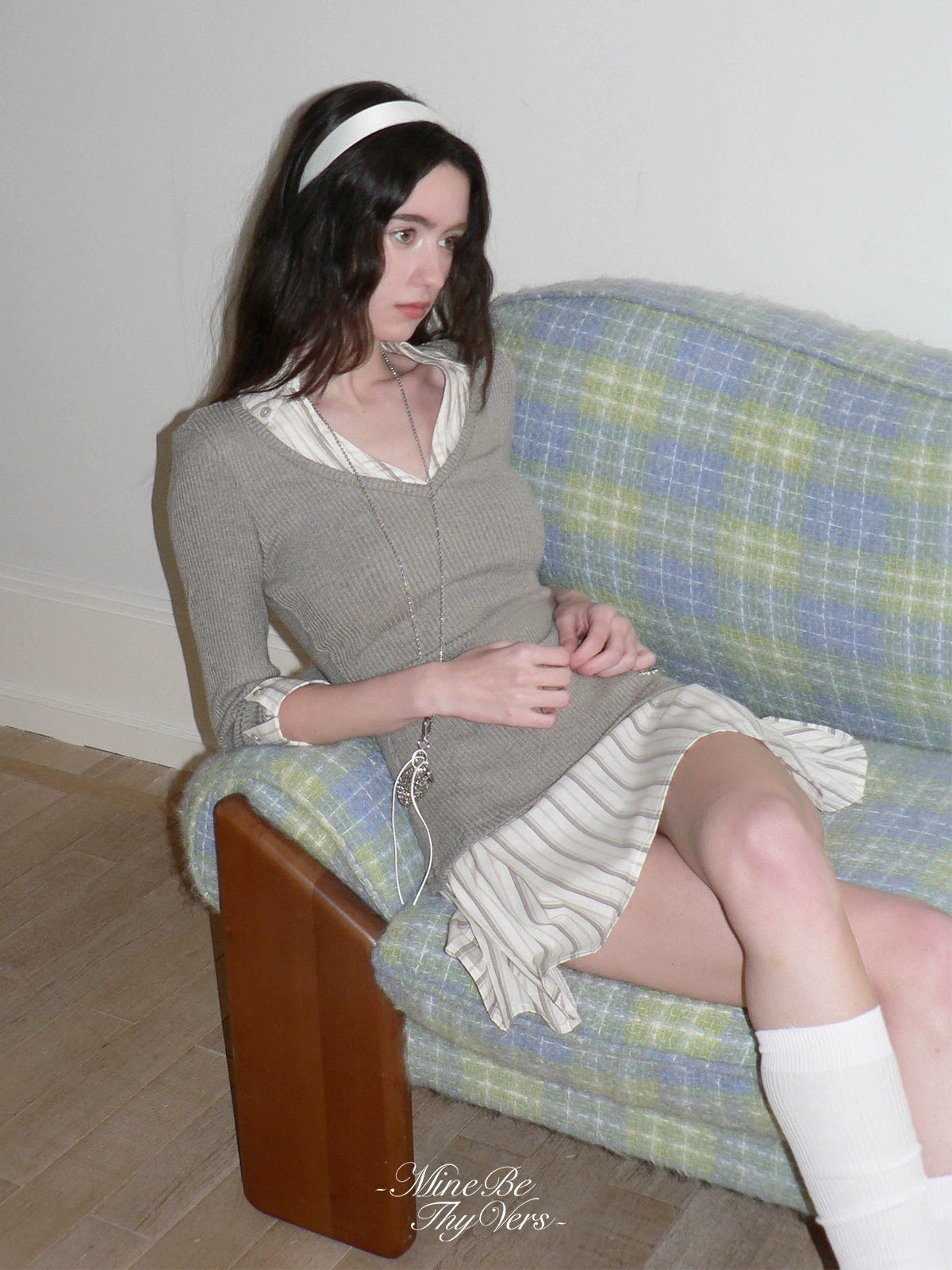 Striped V-neck turned up dress