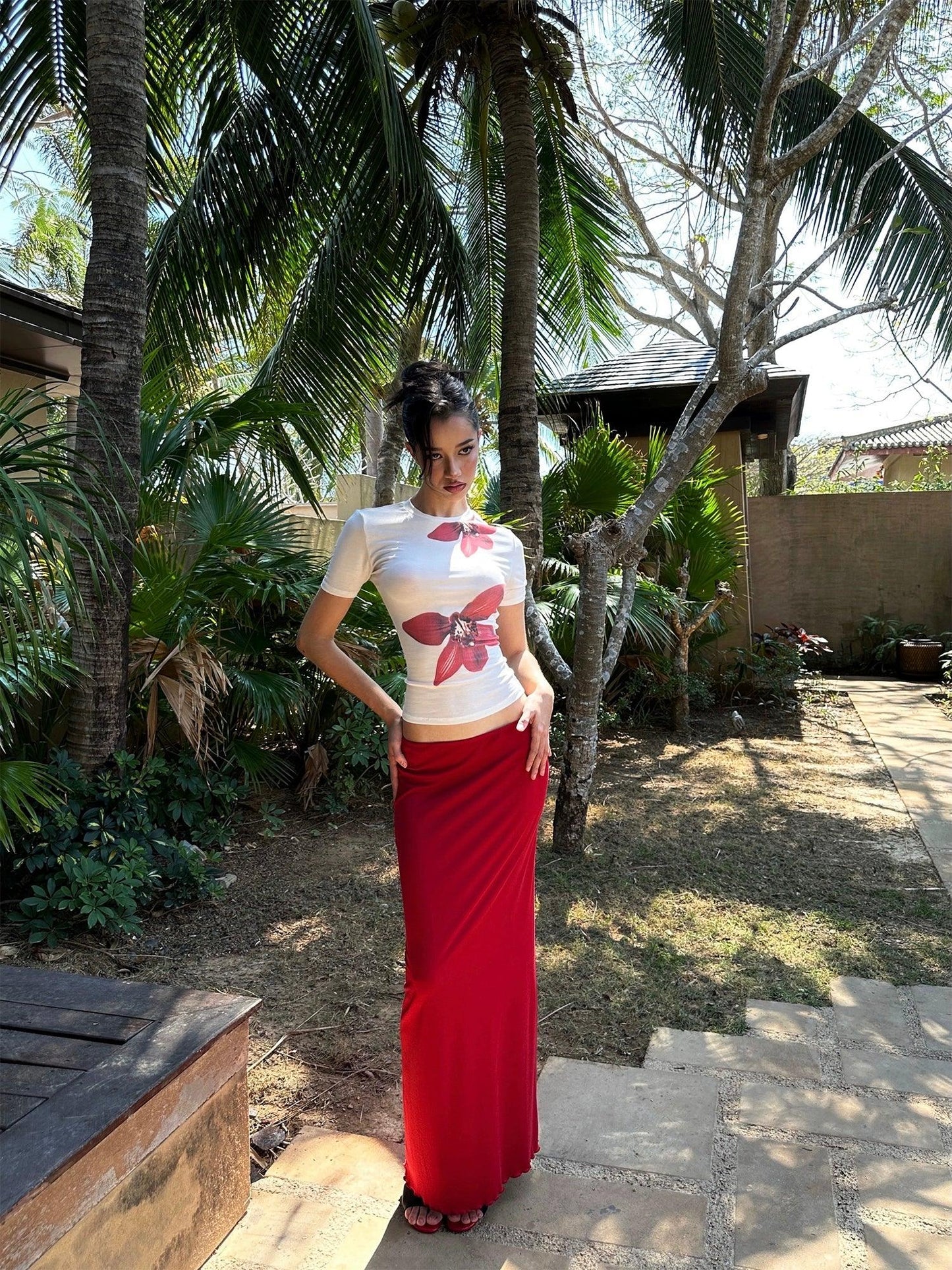 White printed Tee red shirt set