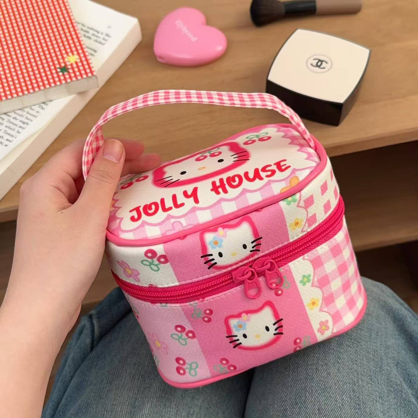 Hello Kitty Makeup Bag