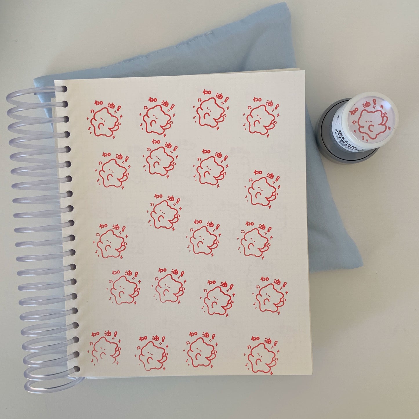 Handheld material cute photosensitive stamp