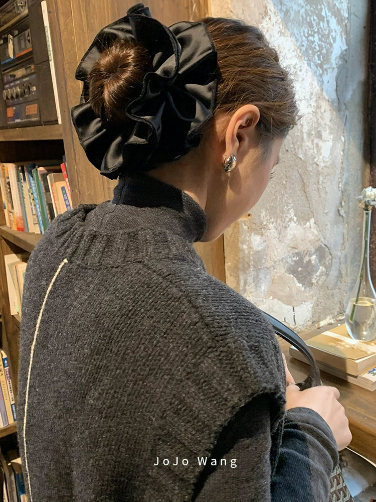 Black premium satin headband