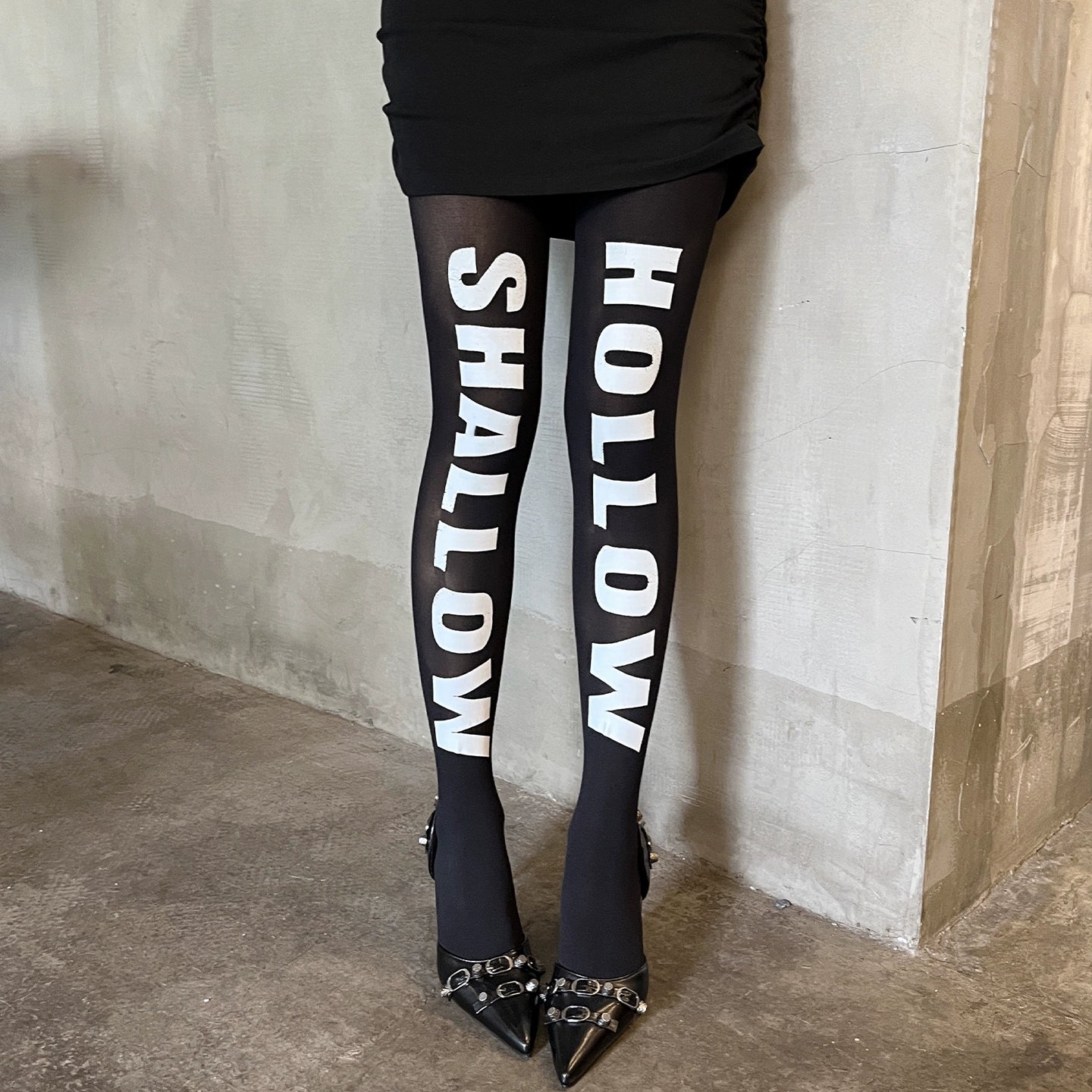 Letter printed pantyhose