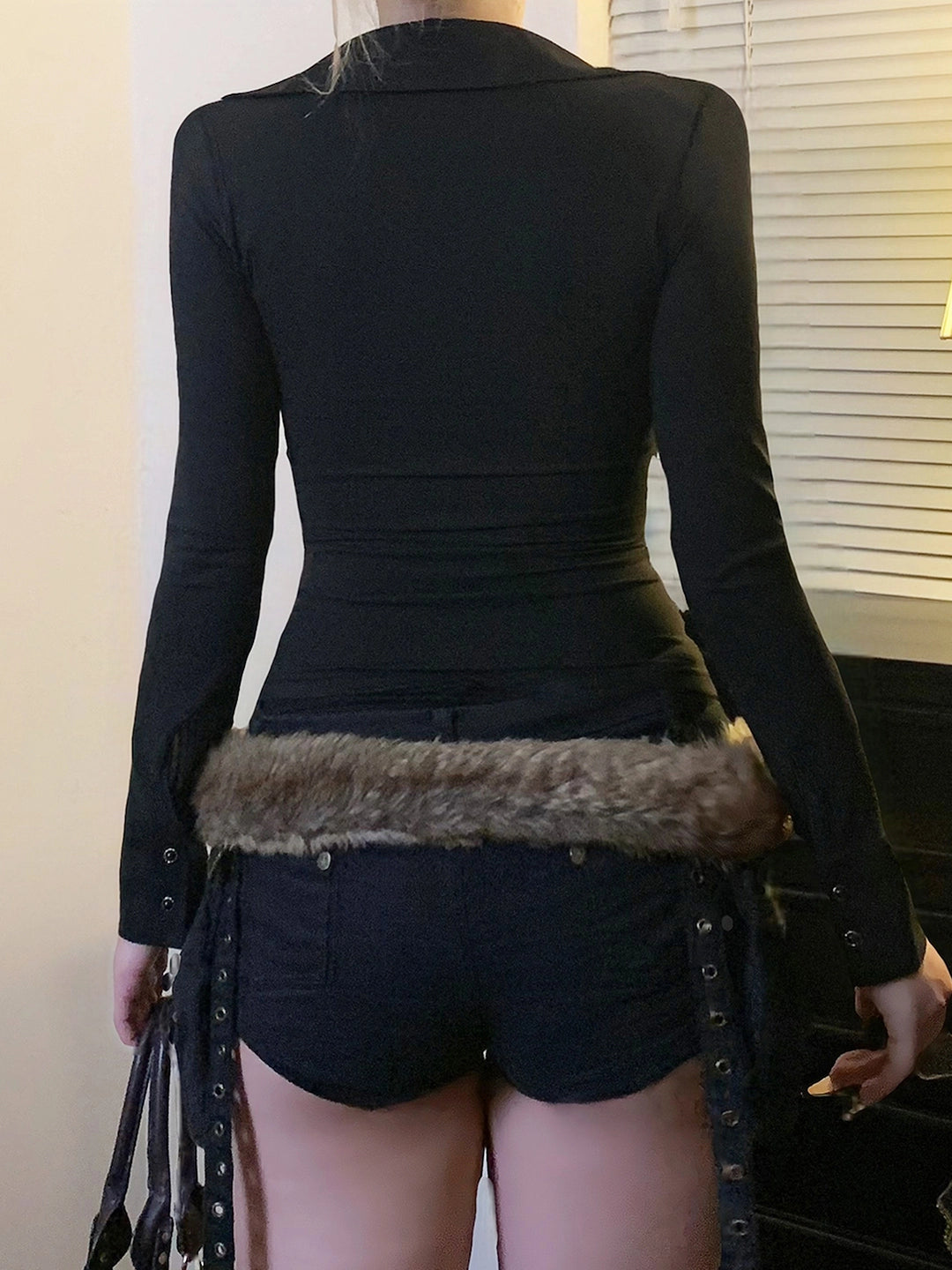 Leopard lace patchwork buckle design long sleeved T-shirt