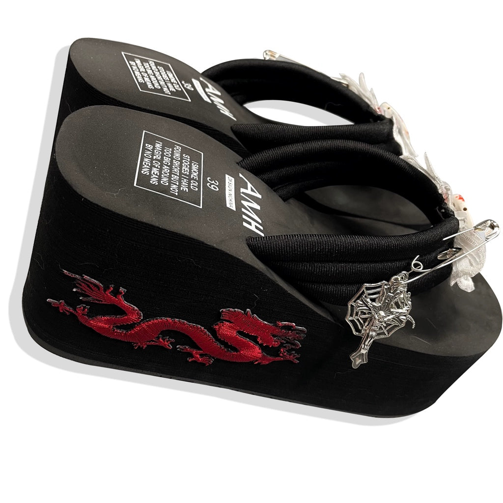 Dragon patterned Yamei Millennium Thick Bottom Slippers