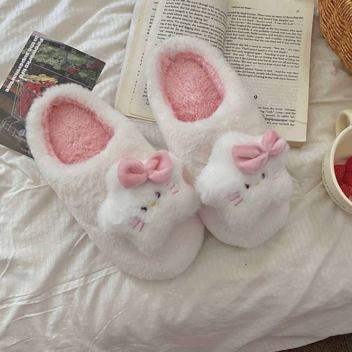Leopard print HelloKitty slippers