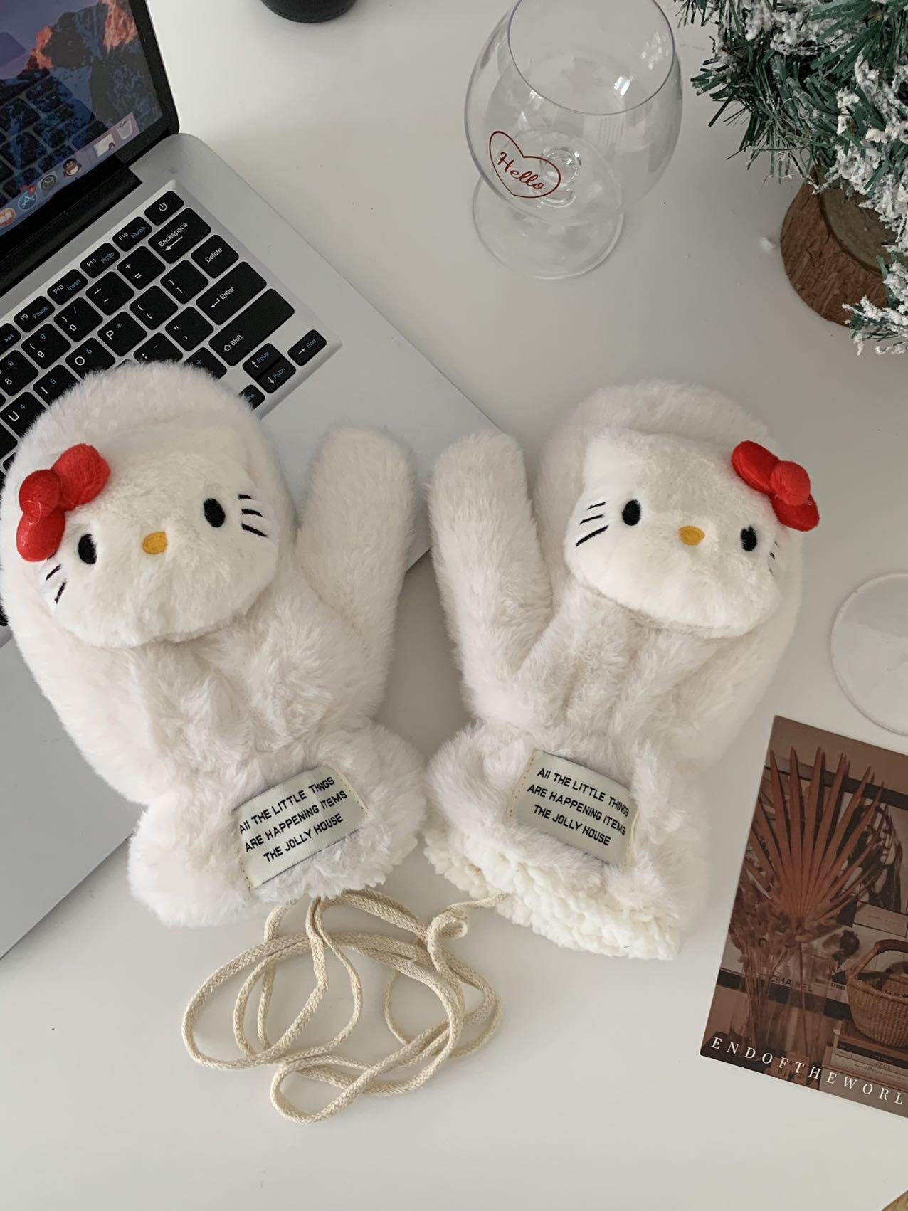 Hello Kitty plush gloves