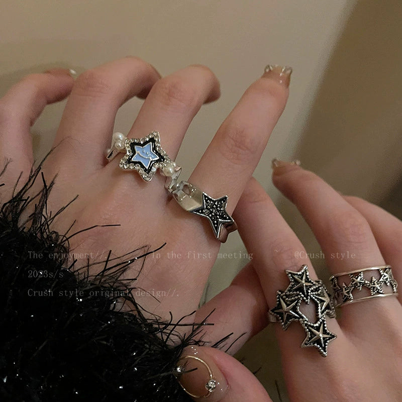Retro Star Ring Dark Punk