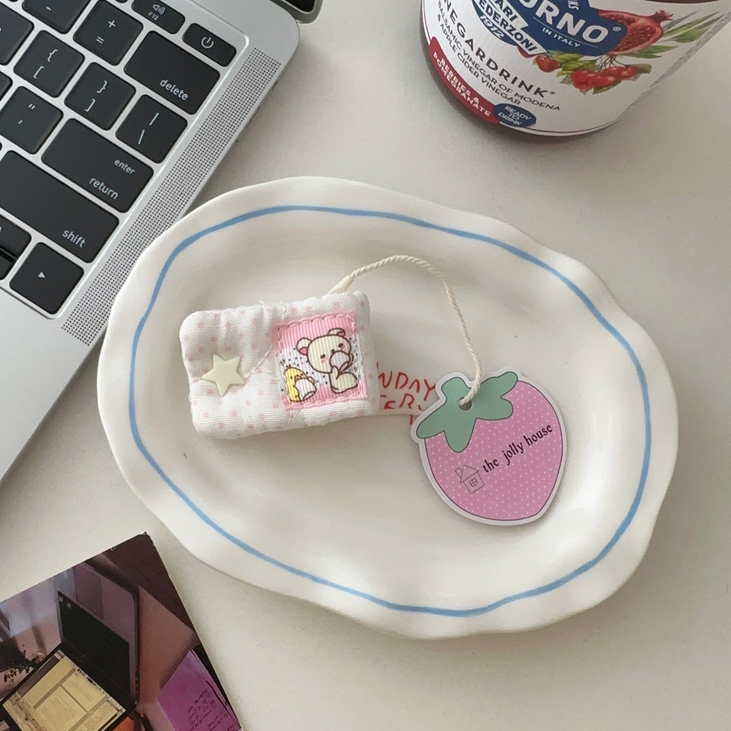 Easy Bear Data Cable Storage and Organizing