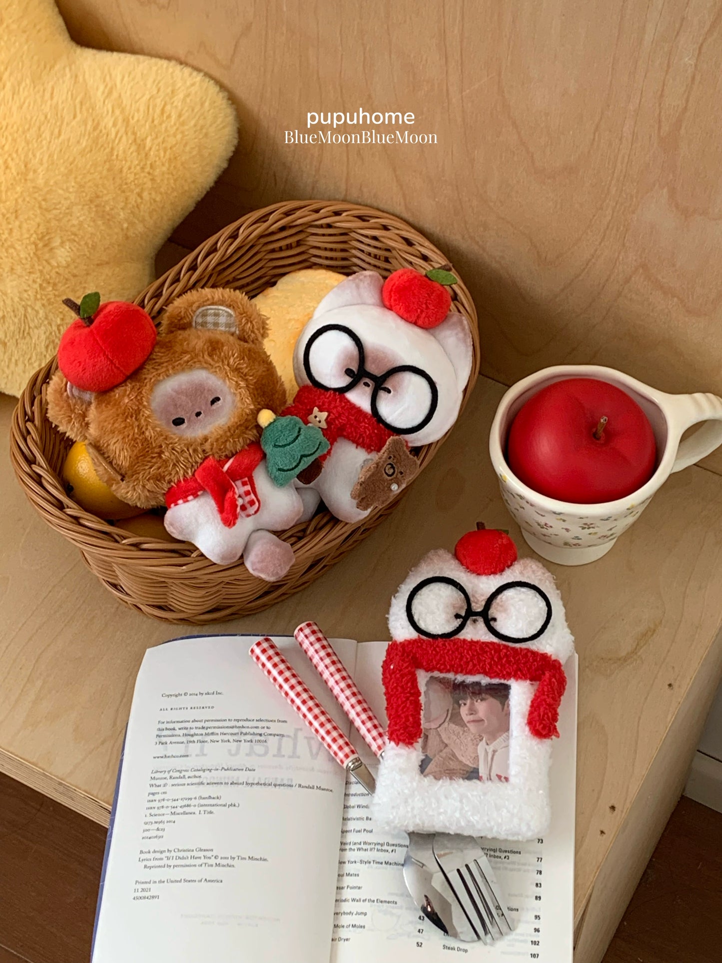 Mantou cat pupu Christmas pendant cotton doll
