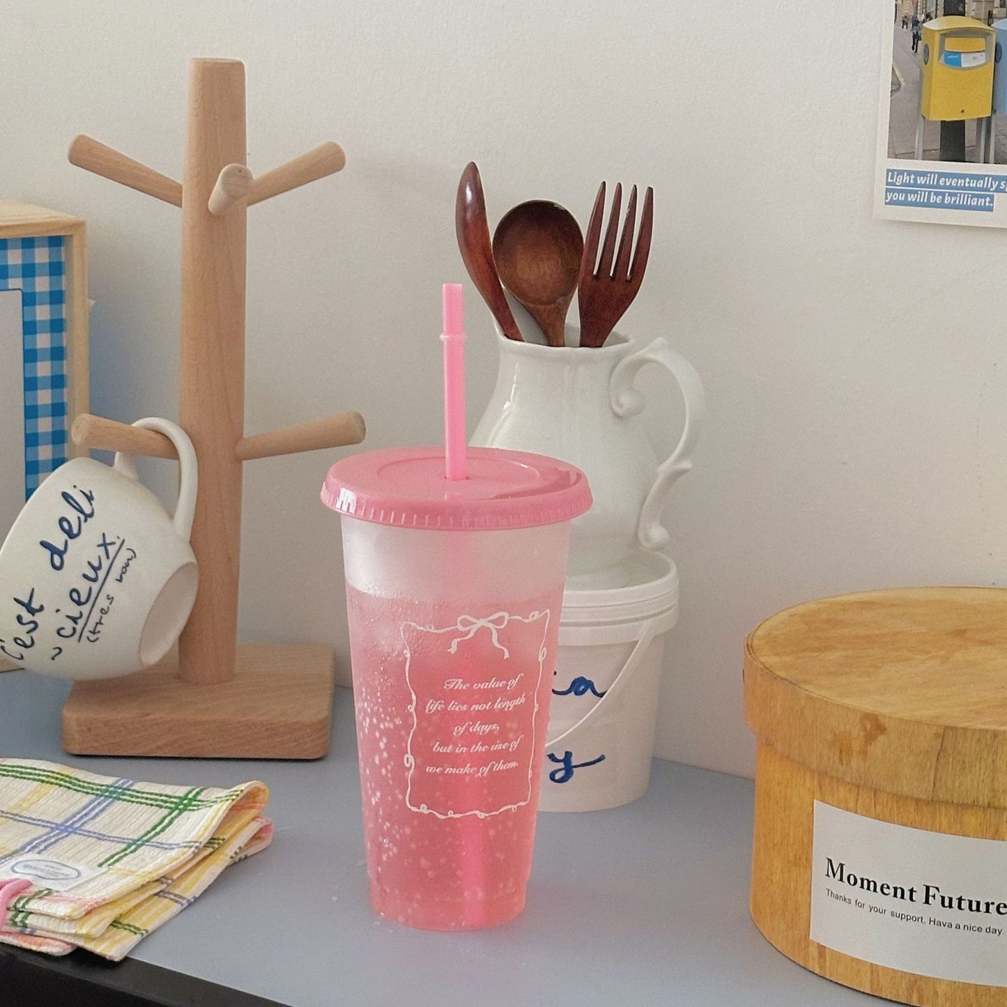 Plastic straw cup