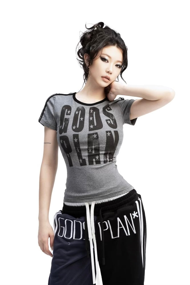 Dark round neck letter color blocked printed short sleeved shirt