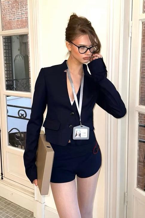 Navy blue suit hip-wrapped shorts suit