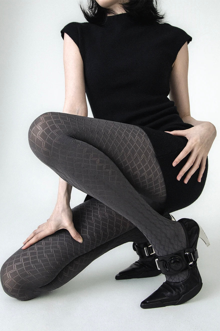 diamond grid pattern stockings